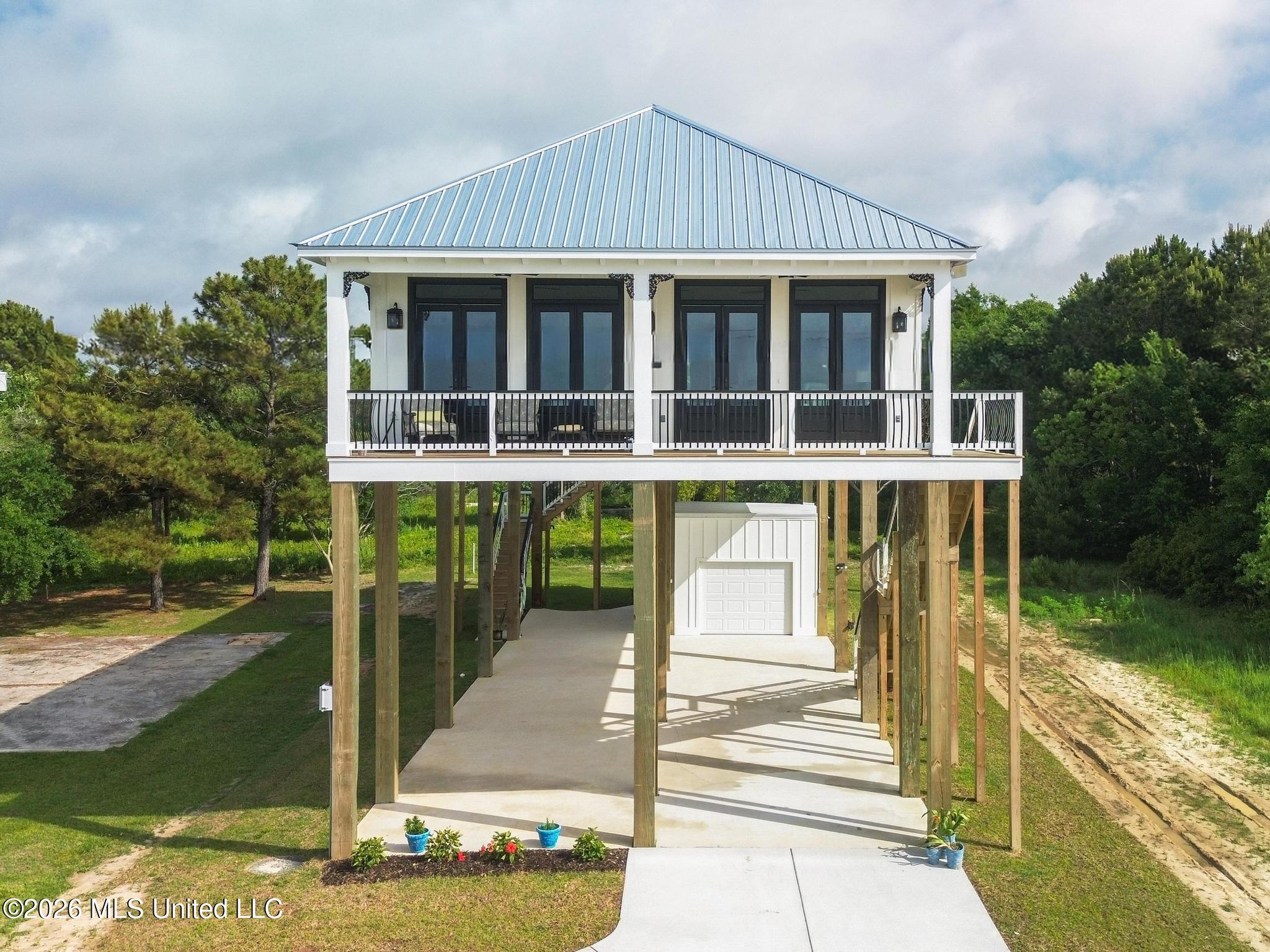 6180 S Beach Boulevard Property Photo 1
