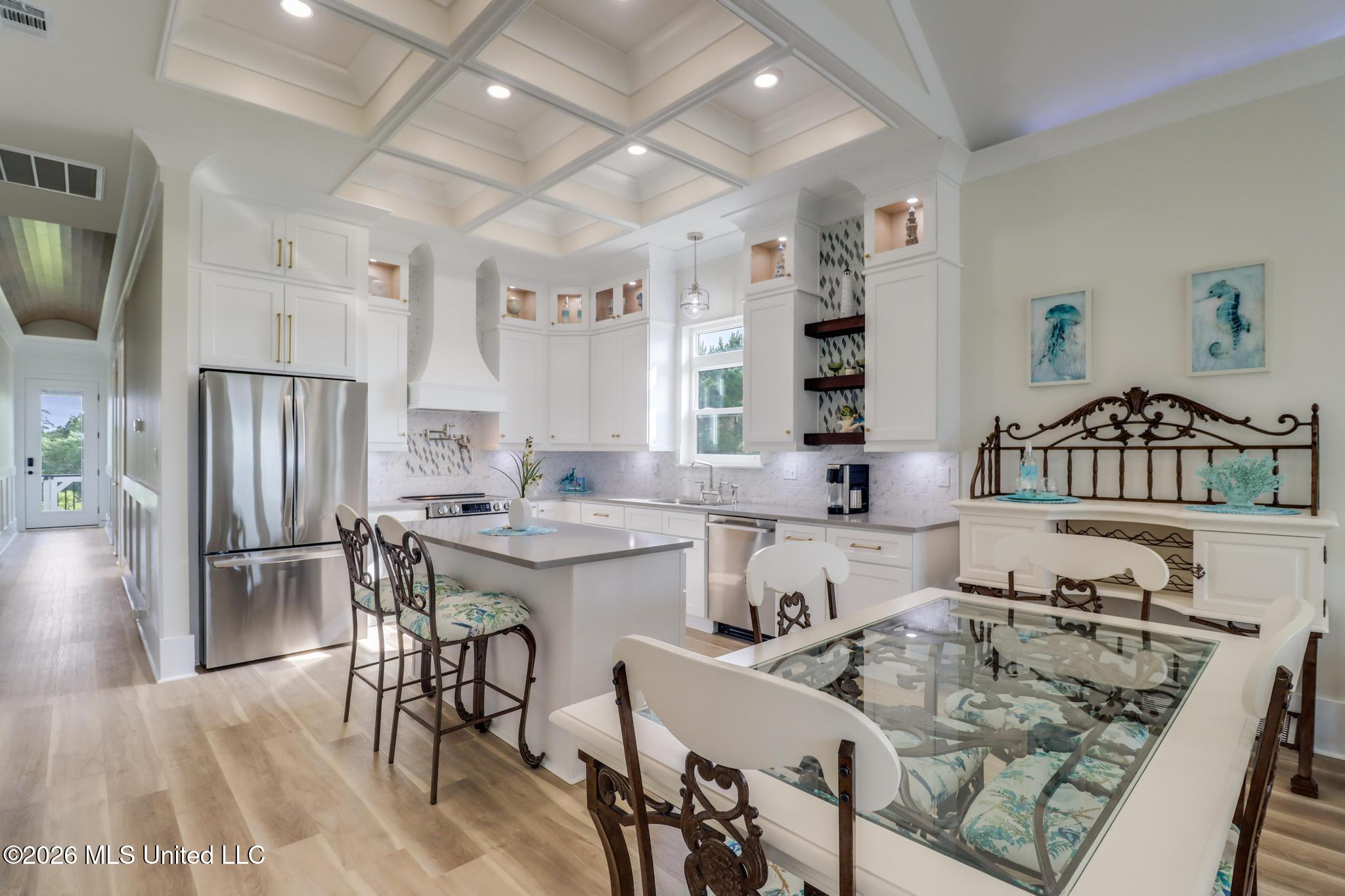 6180 S Beach Boulevard Property Photo 11