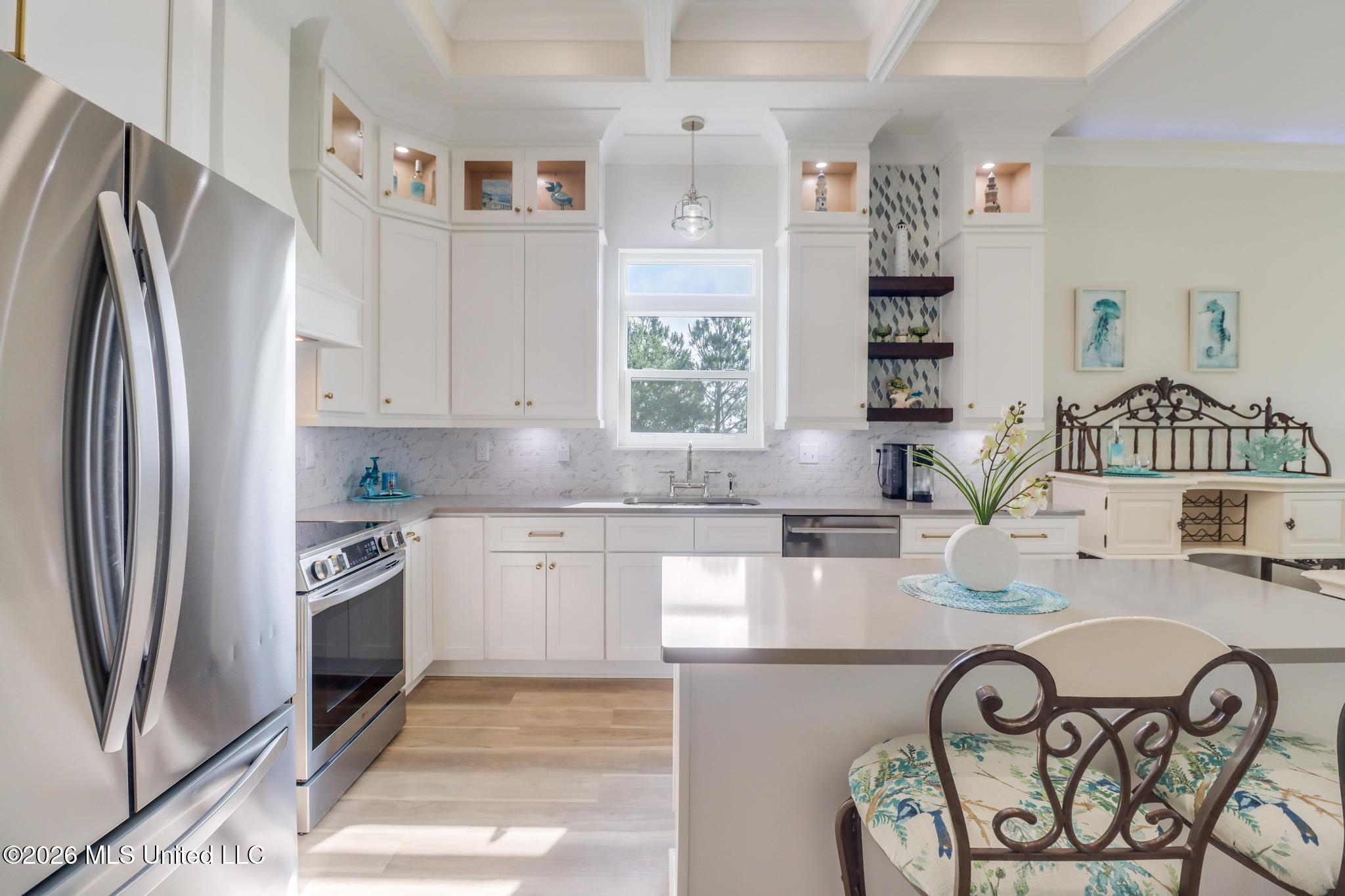 6180 S Beach Boulevard Property Photo 15