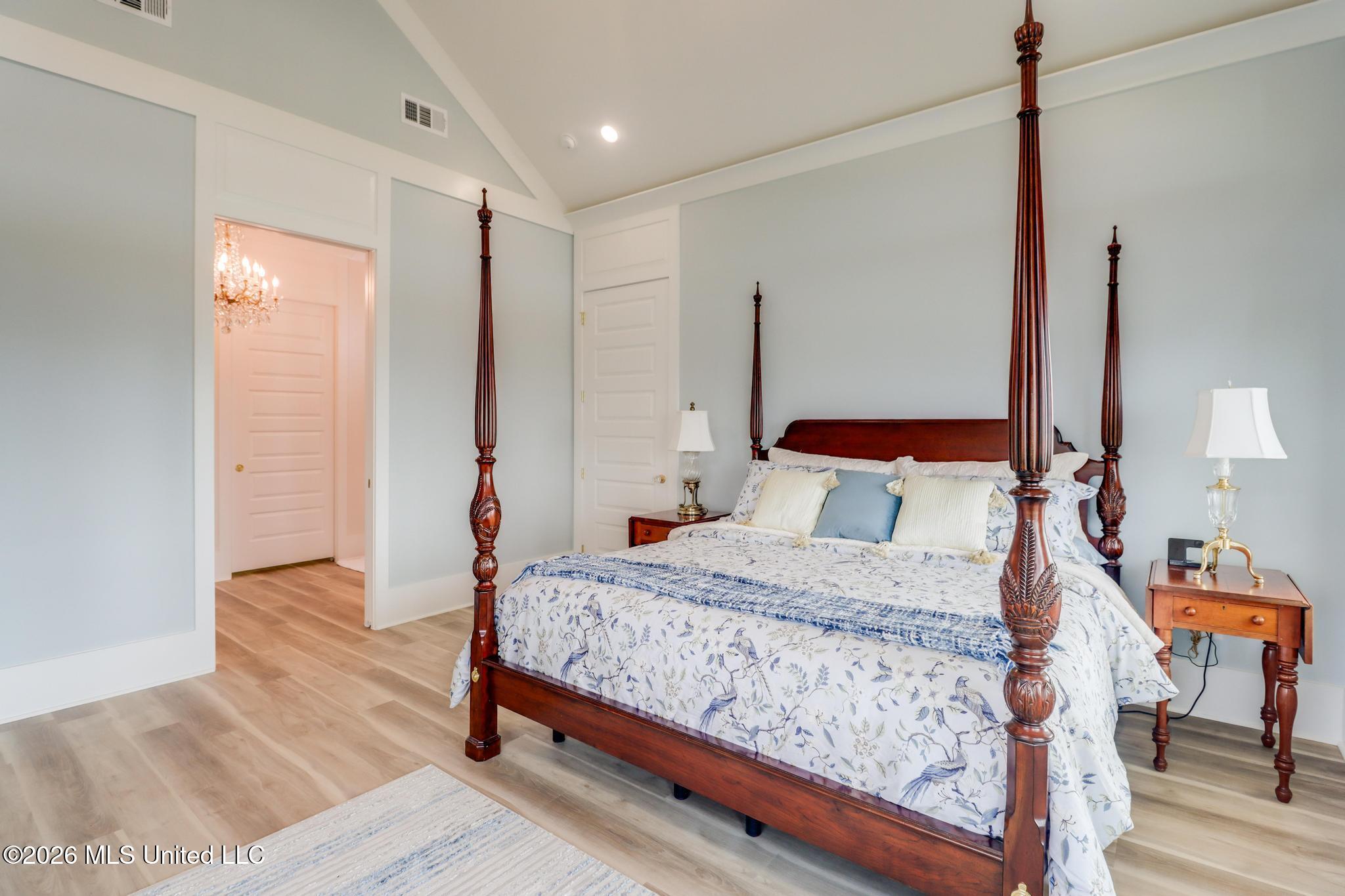 6180 S Beach Boulevard Property Photo 20