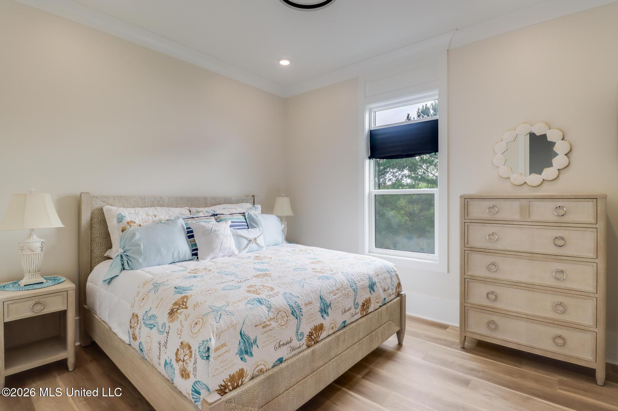 6180 S Beach Boulevard Property Photo 28