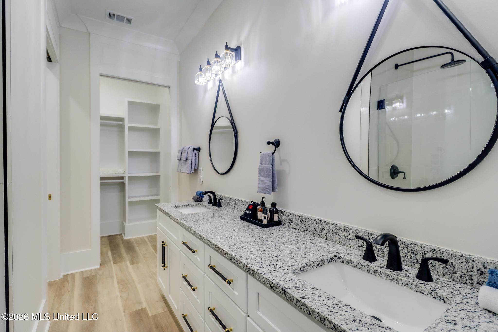 6180 S Beach Boulevard Property Photo 32