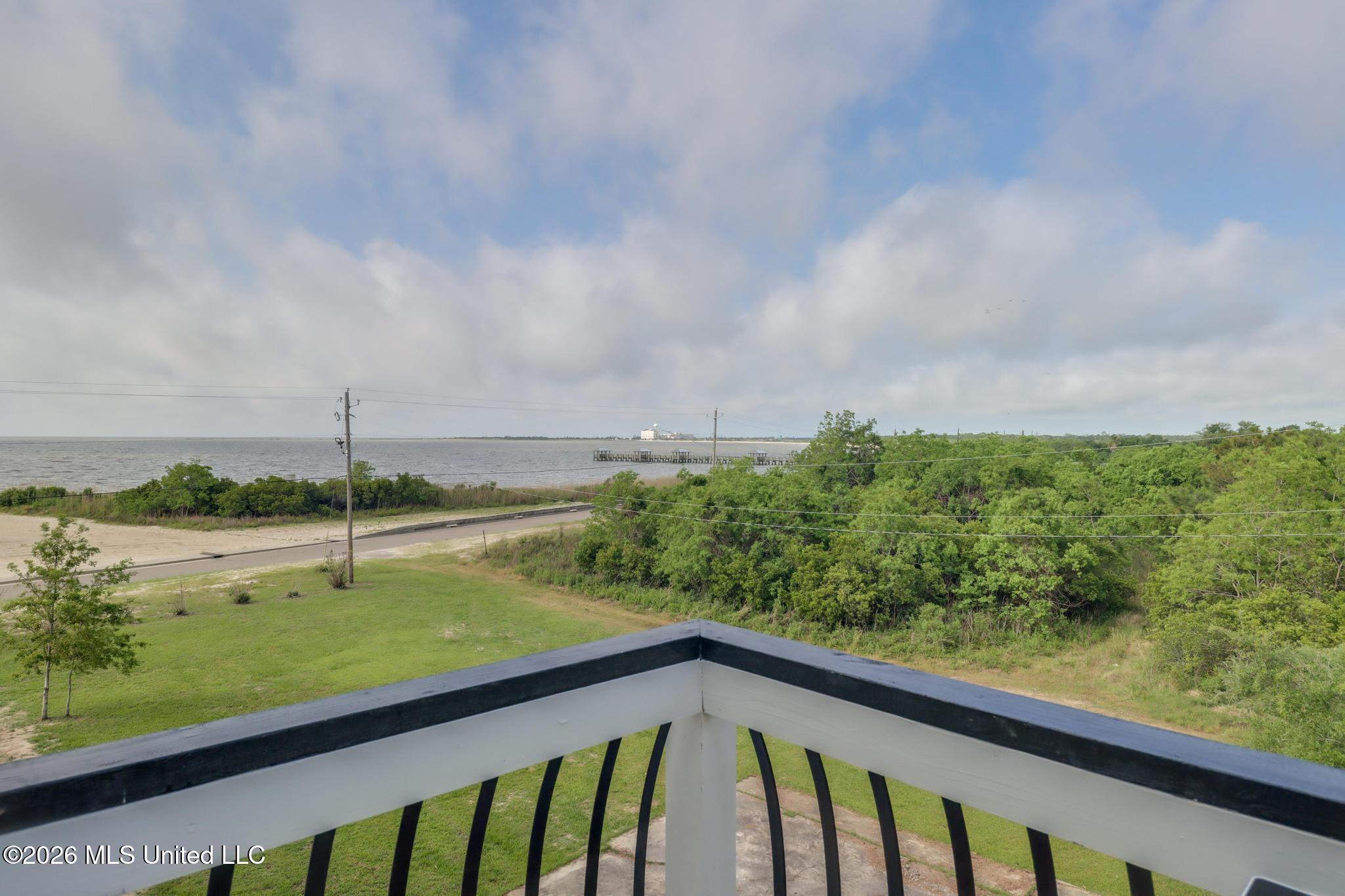 6180 S Beach Boulevard Property Photo 35
