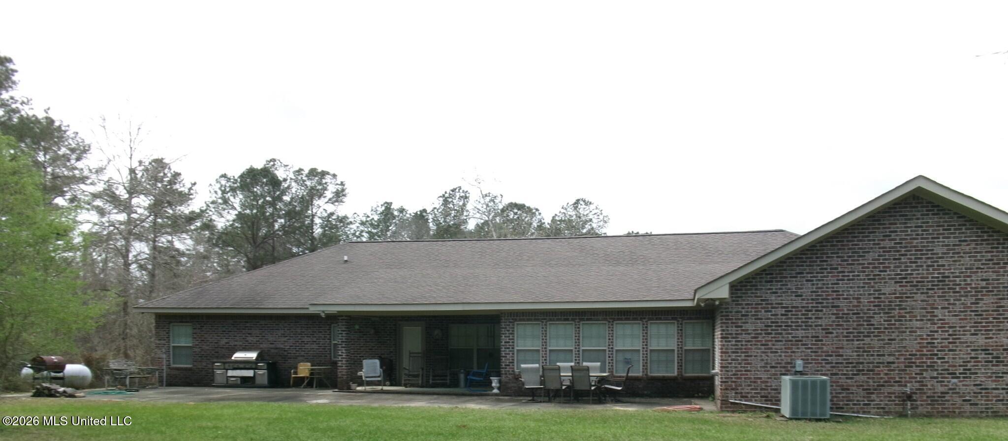 540 Highway 43 Property Photo 2