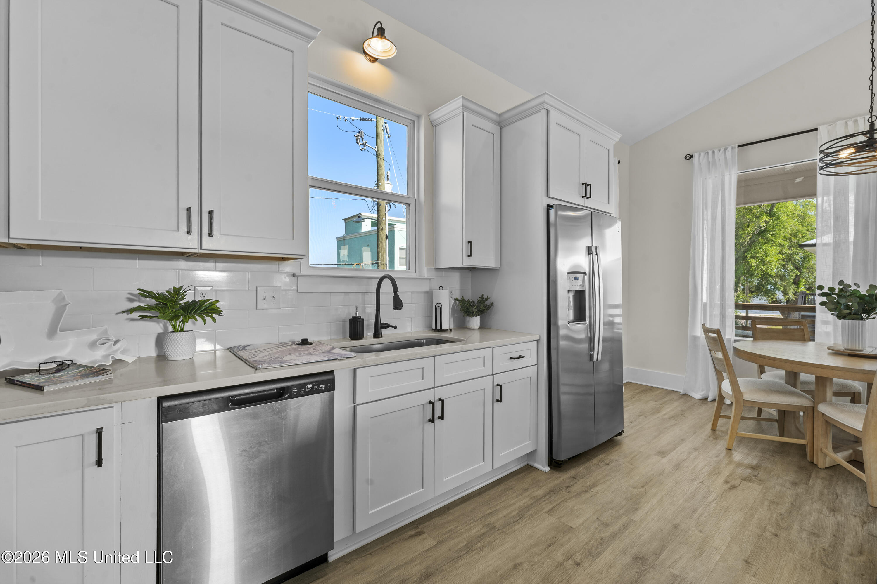 103 17th Street Property Photo 12
