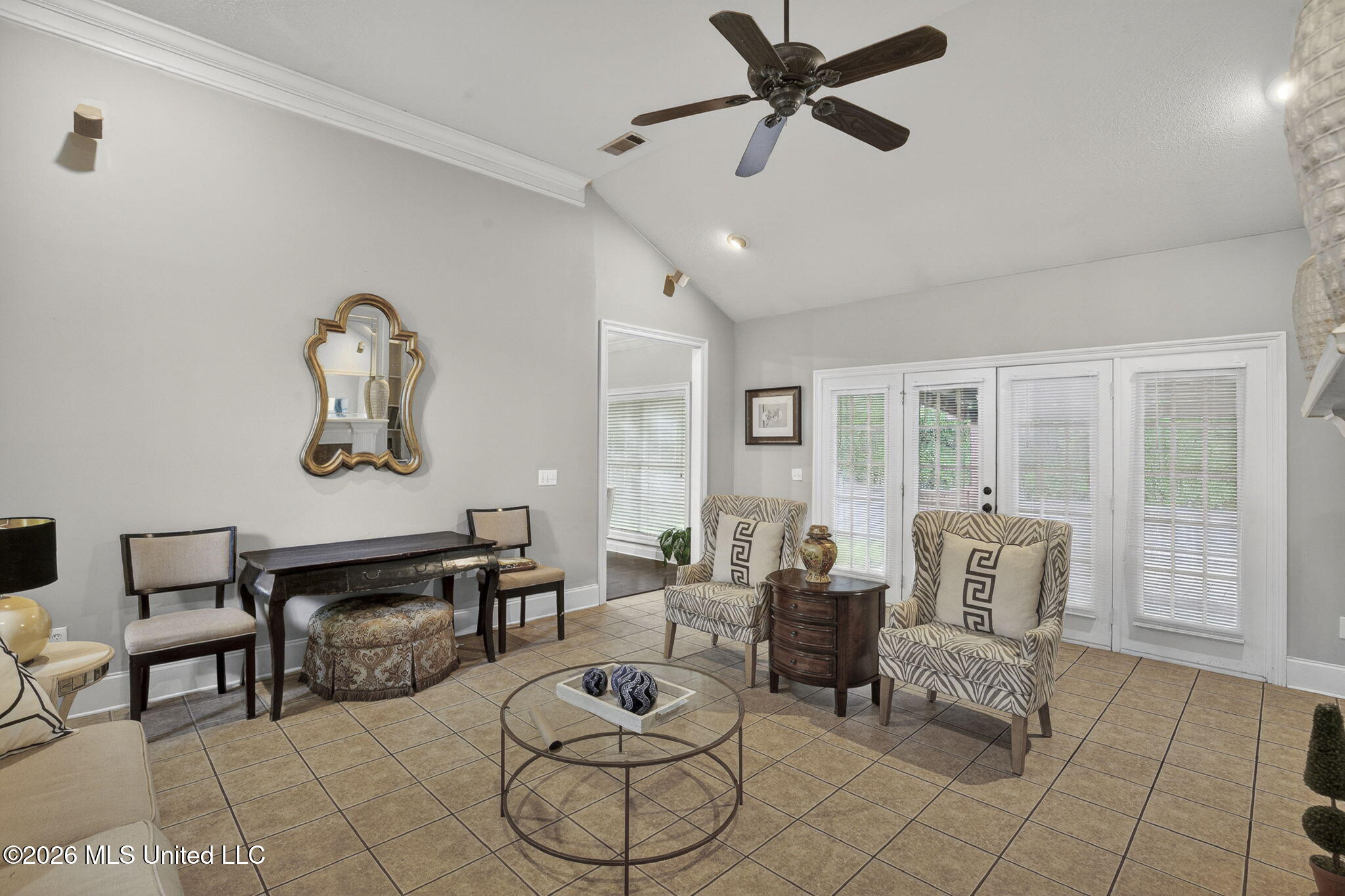 668 Hazelton Drive Property Photo 11