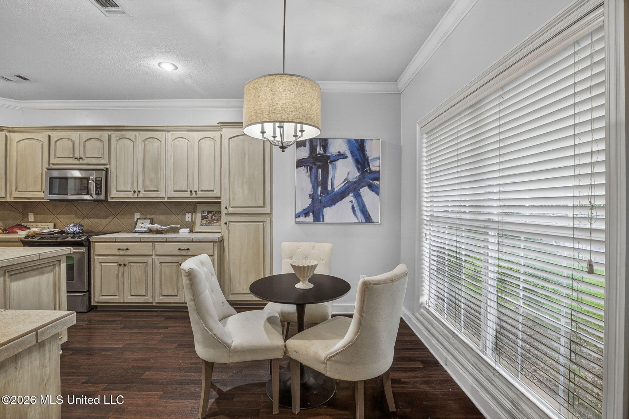 668 Hazelton Drive Property Photo 13