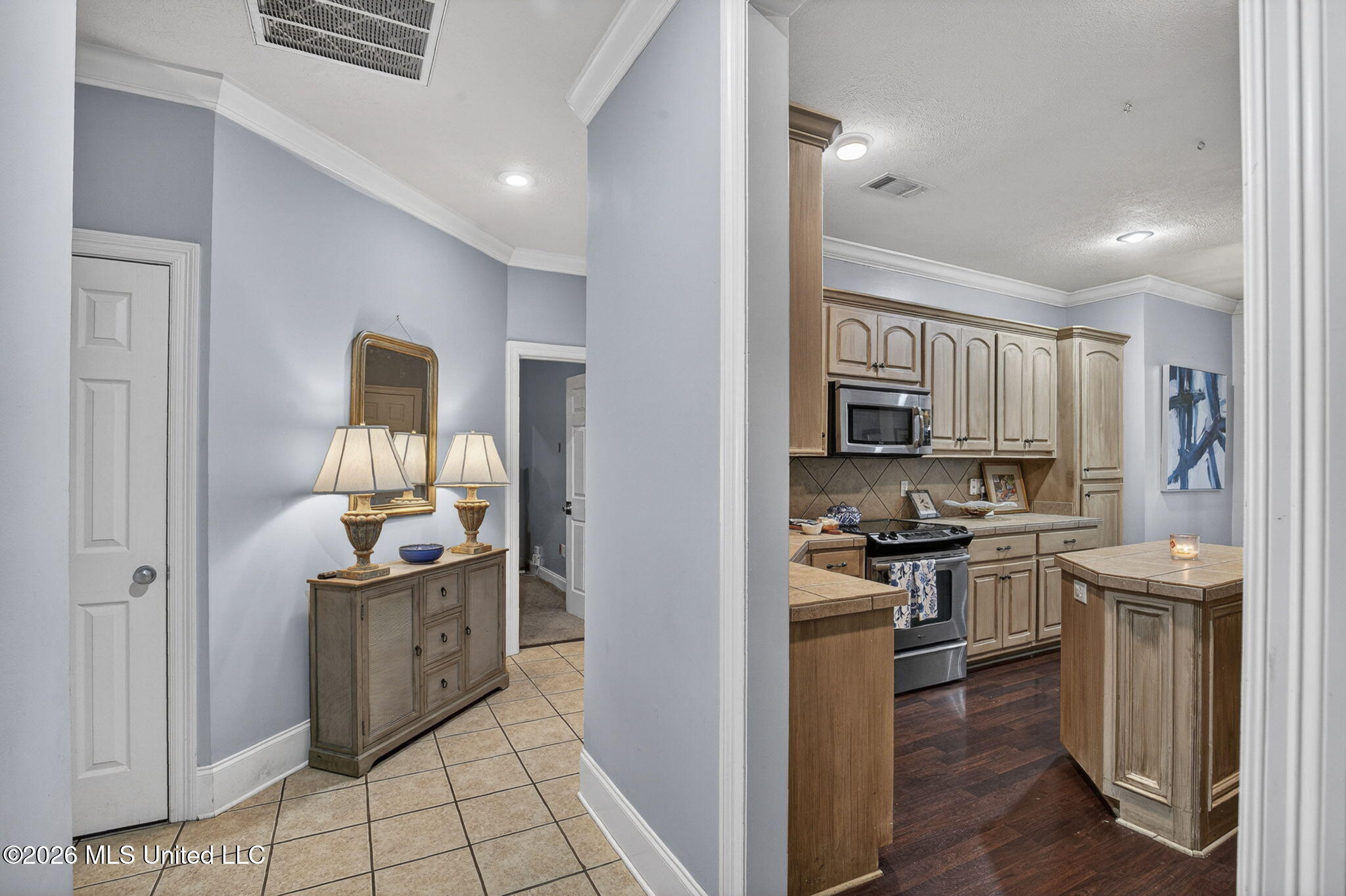 668 Hazelton Drive Property Photo 17
