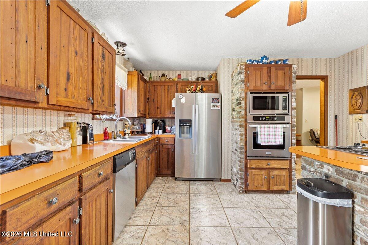121 Cemetery Road Property Photo 8