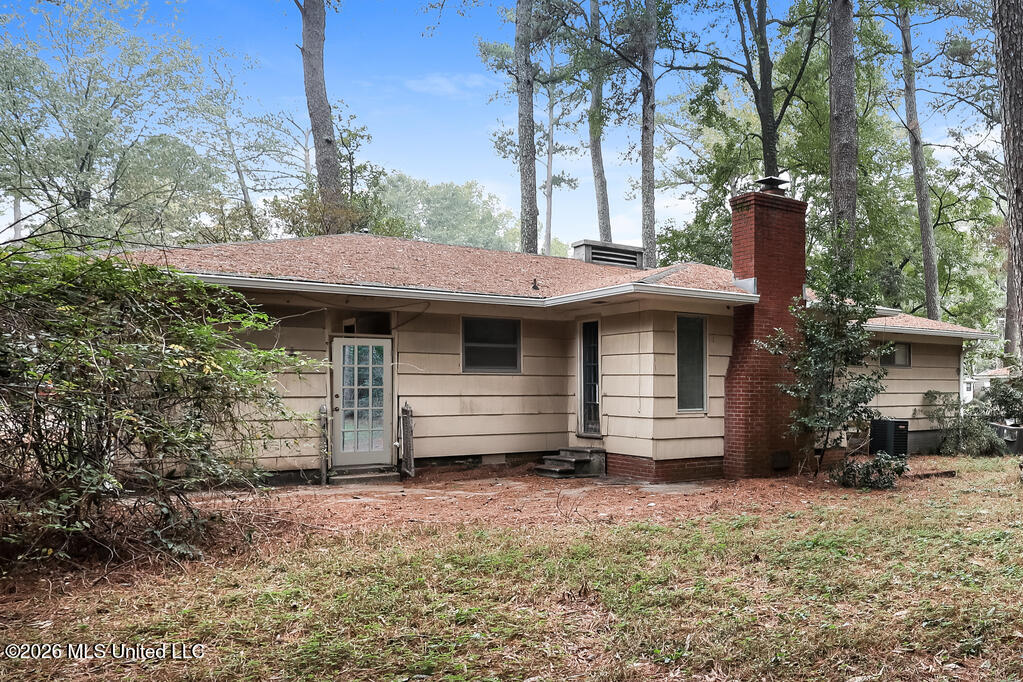 5456 Wayneland Drive Property Photo 3
