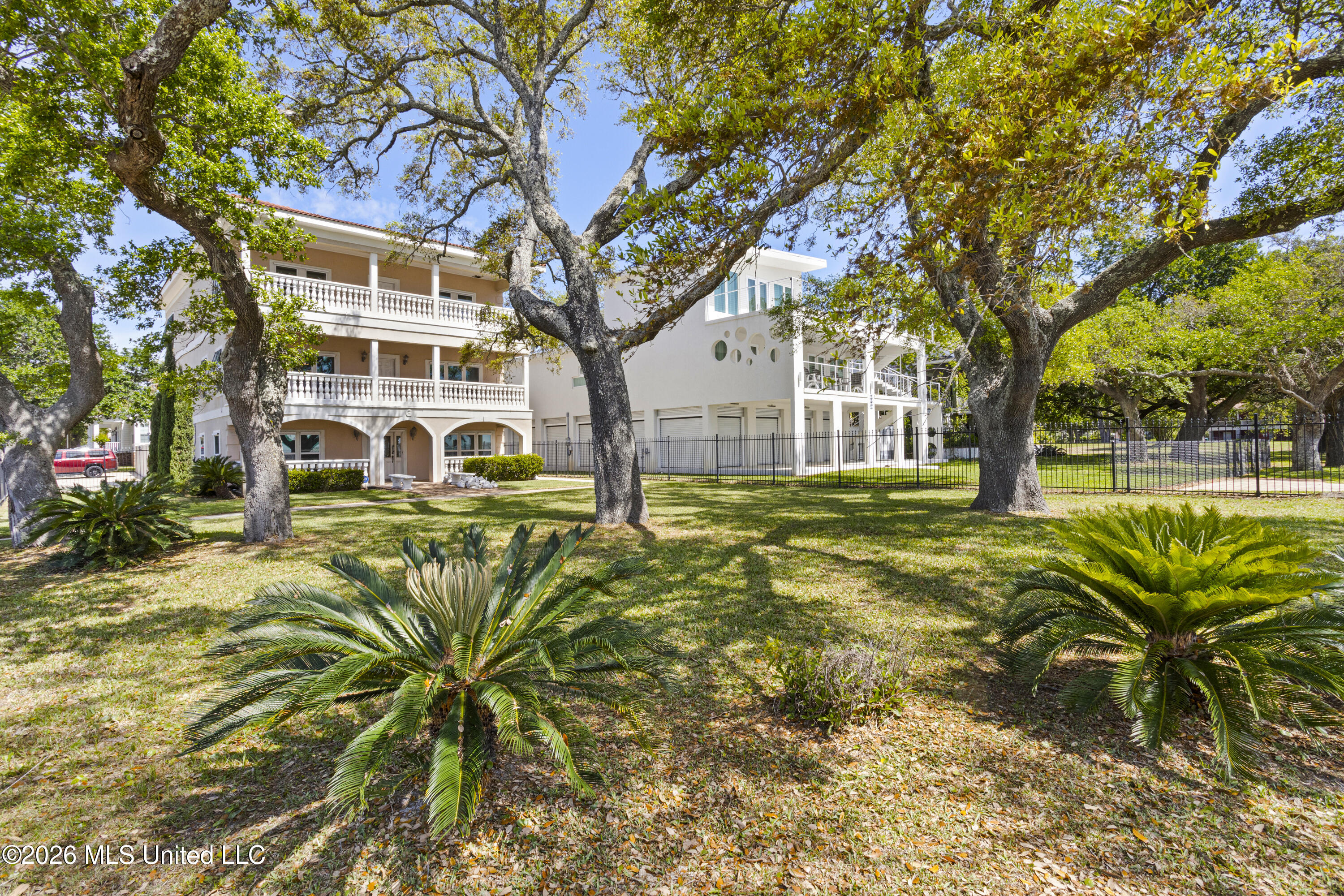 1100 E Beach Boulevard Property Photo 6