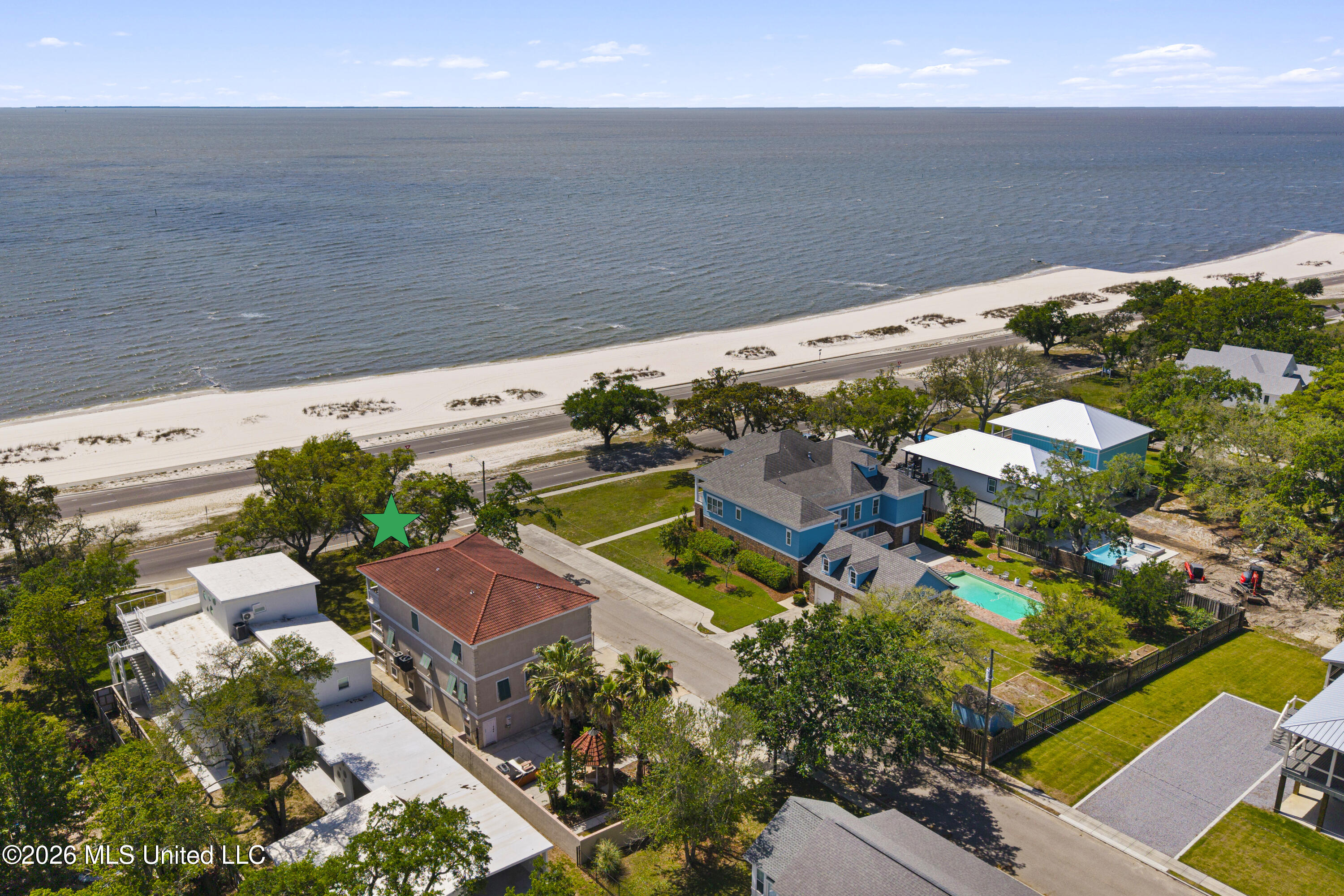 1100 E Beach Boulevard Property Photo 7