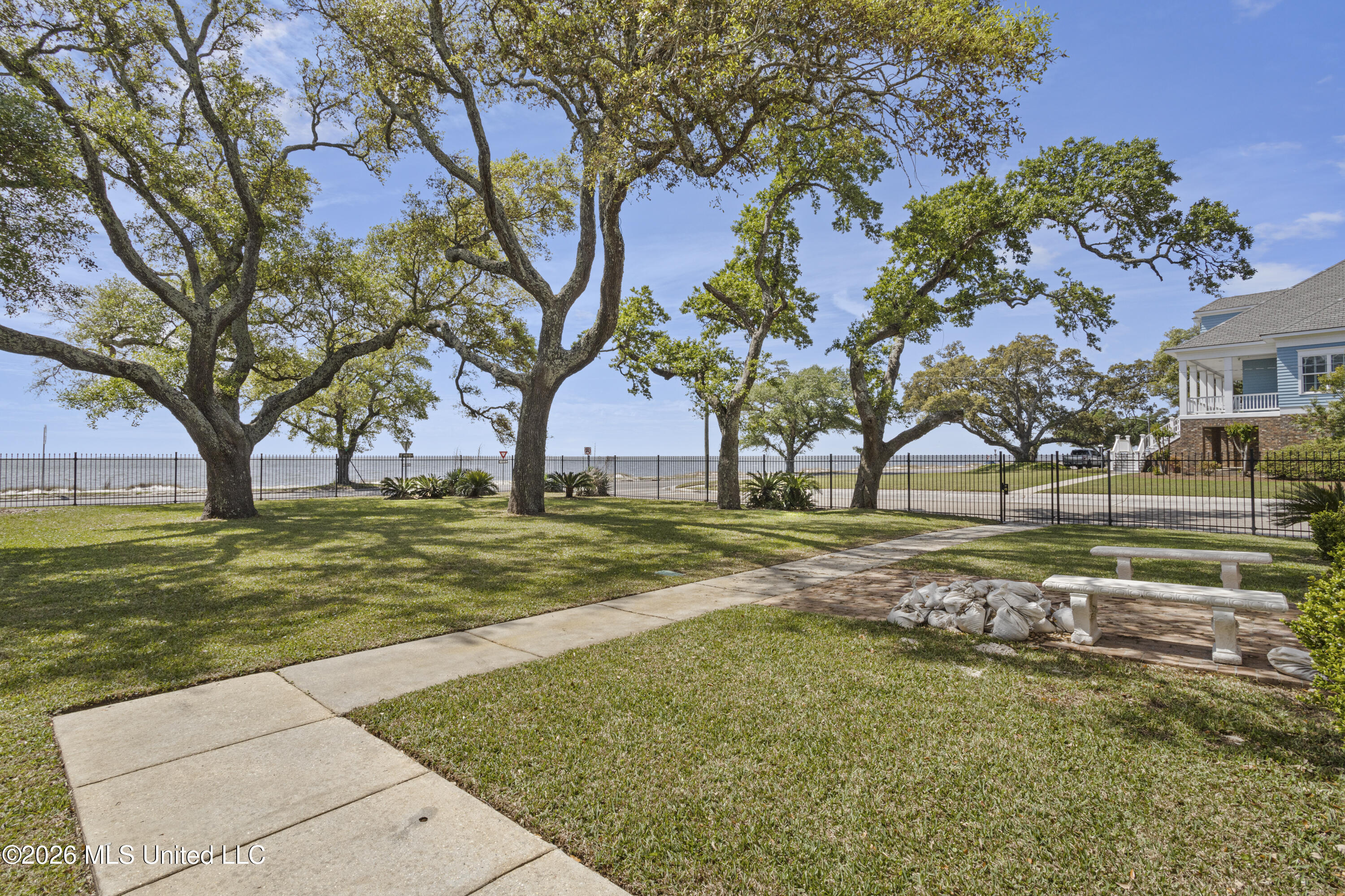 1100 E Beach Boulevard Property Photo 15