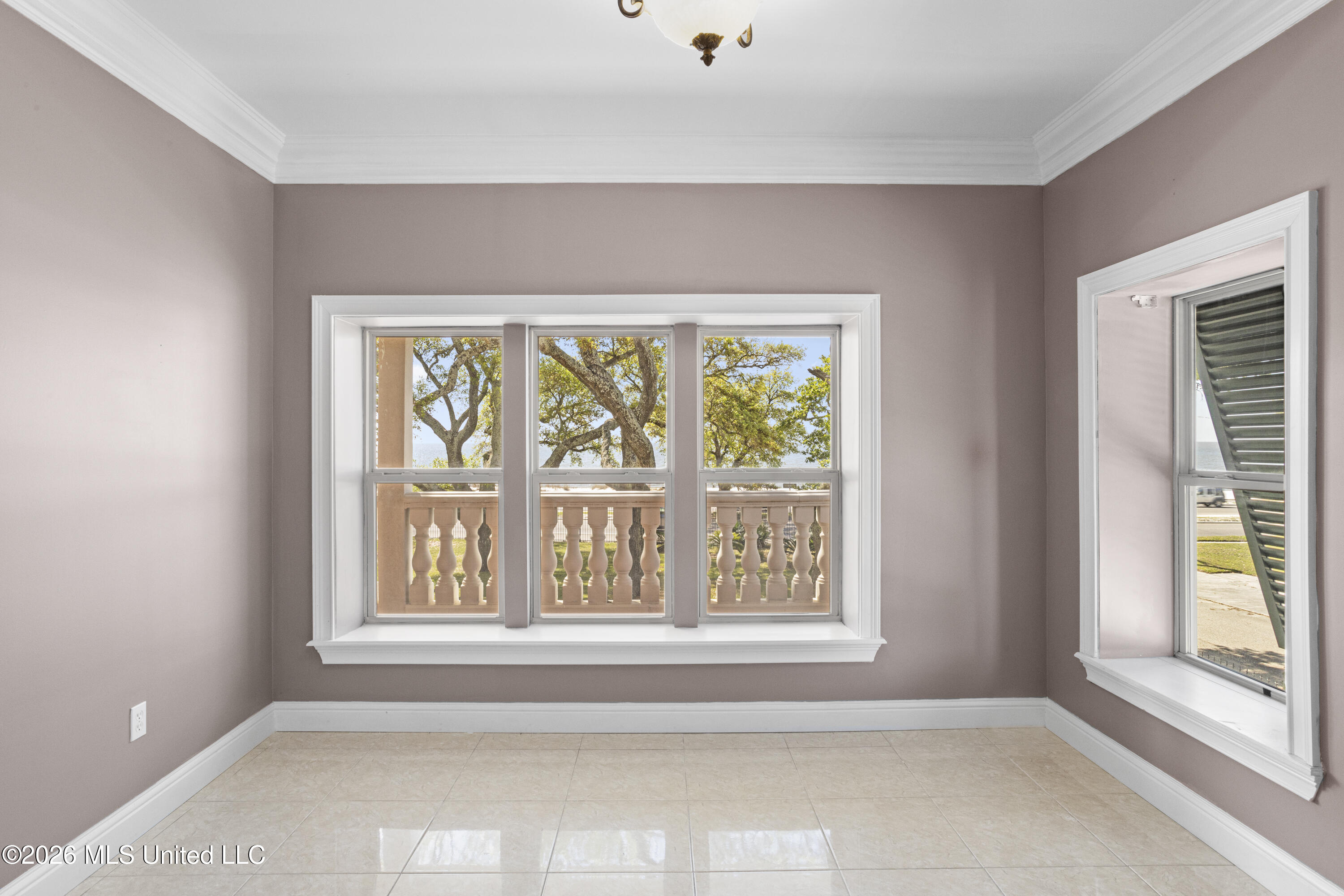 1100 E Beach Boulevard Property Photo 48