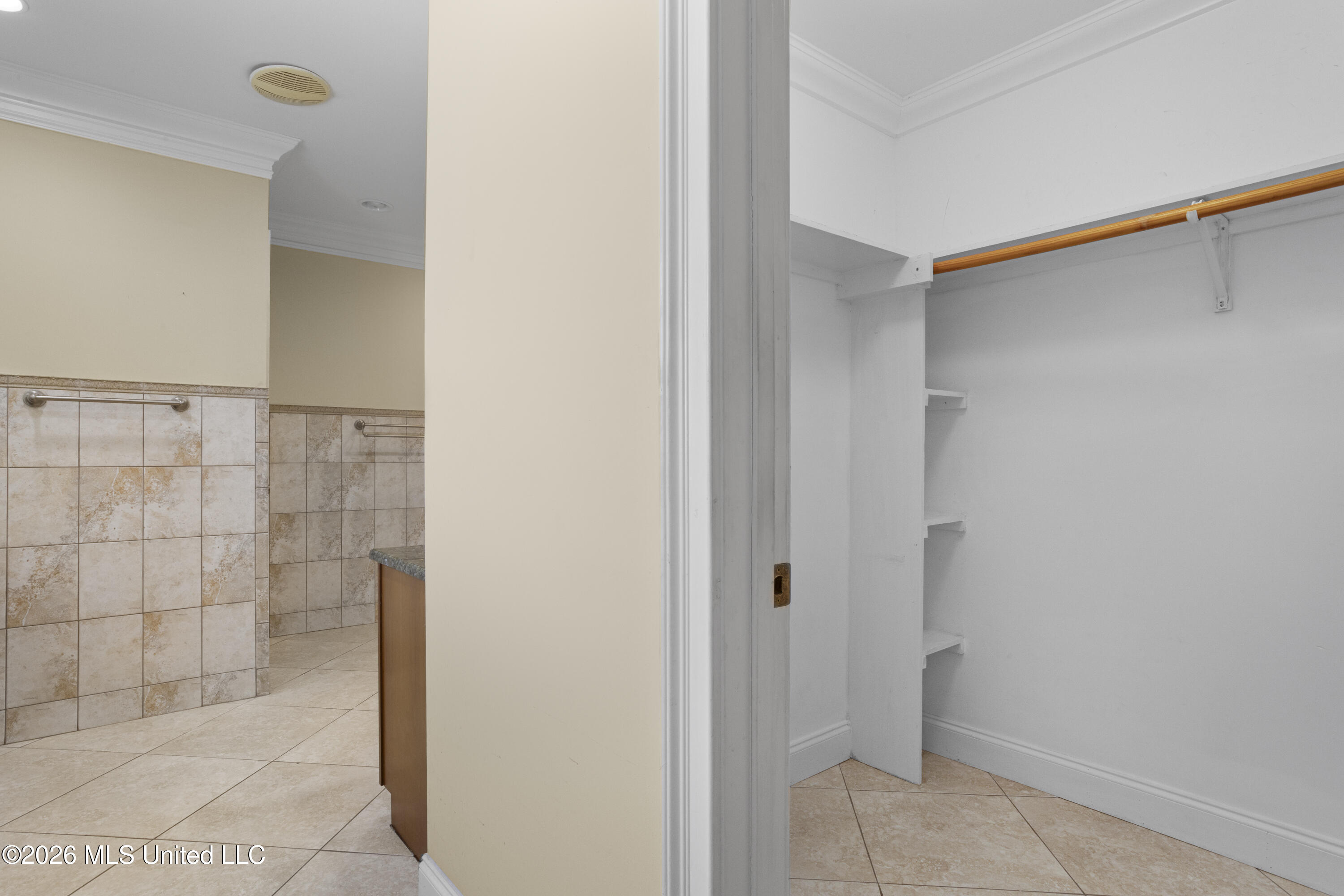 1100 E Beach Boulevard Property Photo 53
