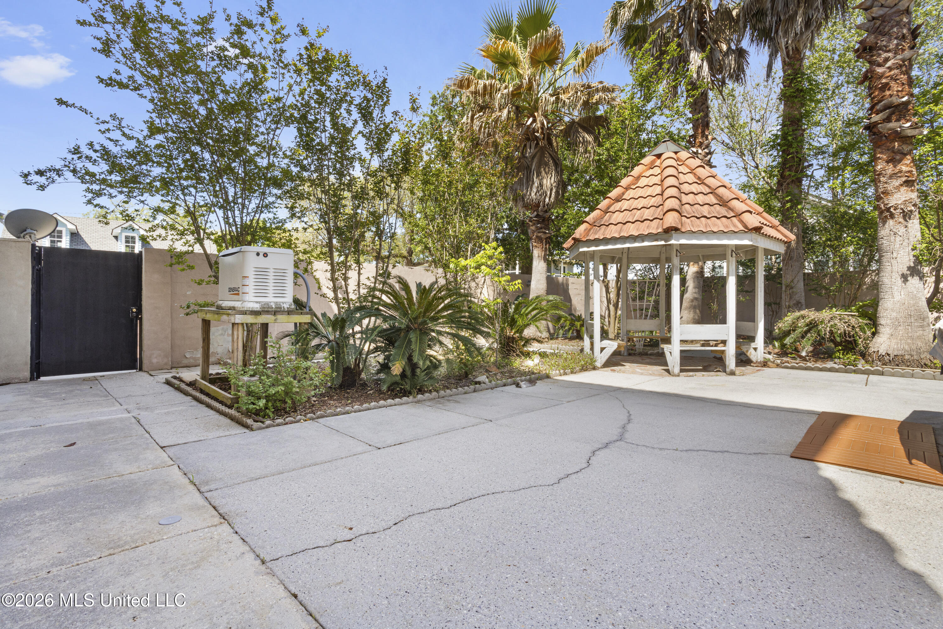 1100 E Beach Boulevard Property Photo 73