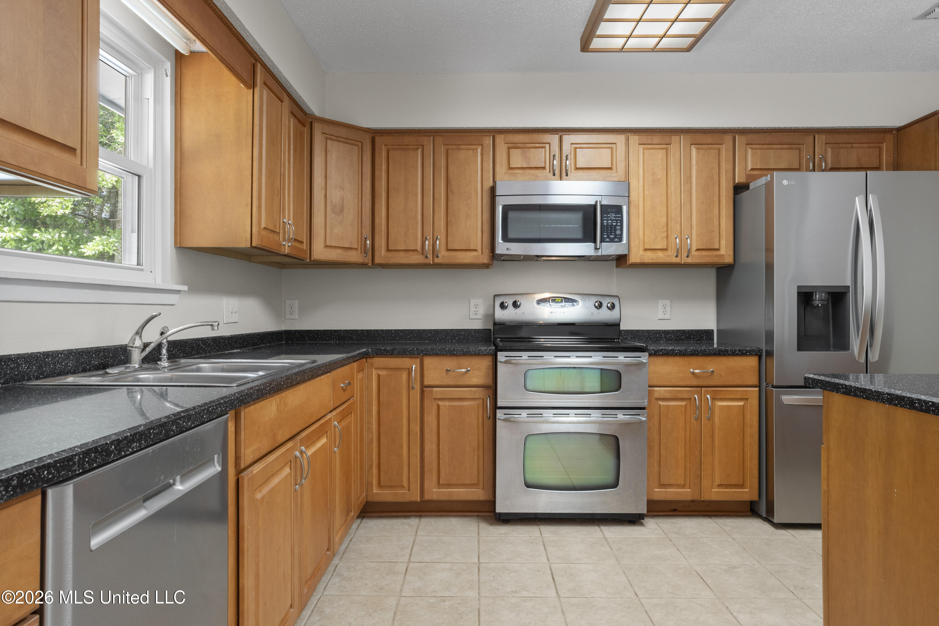 721 Nicholson Avenue Property Photo 15