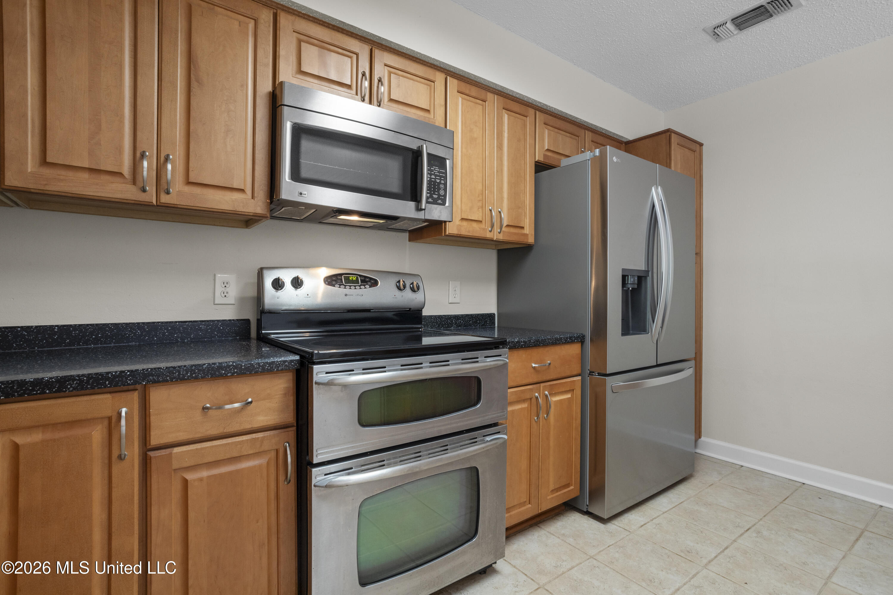 721 Nicholson Avenue Property Photo 16