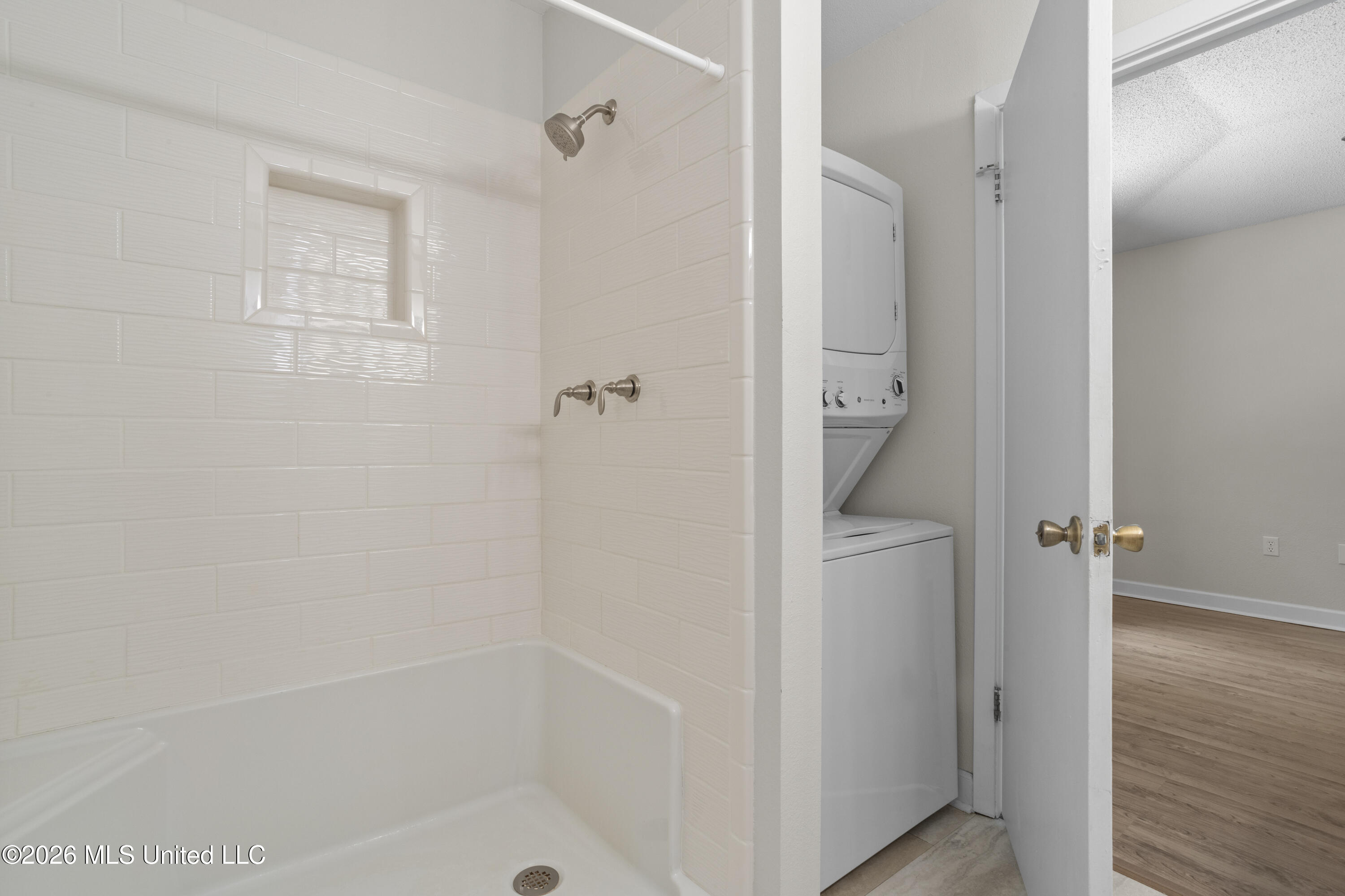 721 Nicholson Avenue Property Photo 27