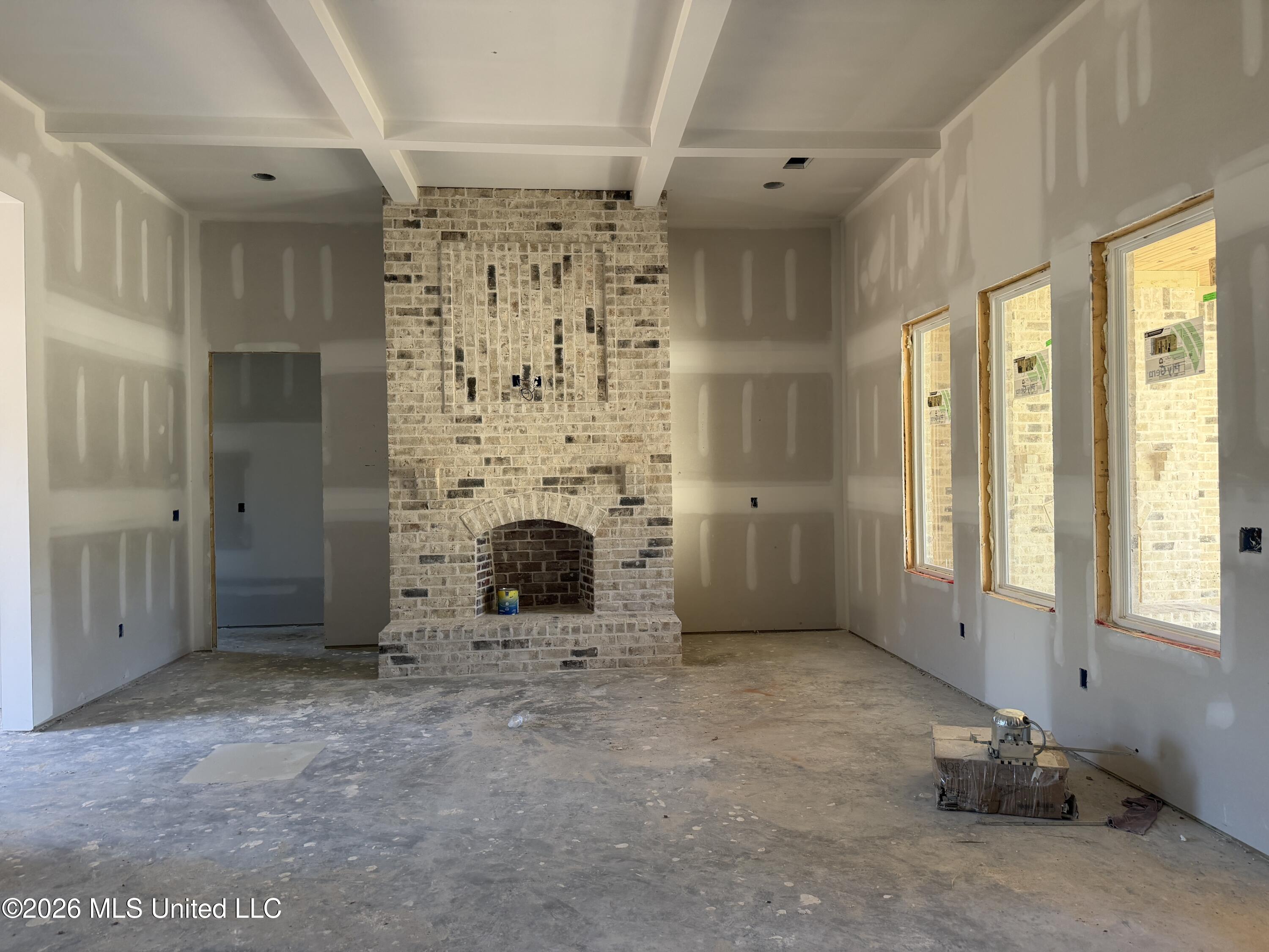 508 First Oak Property Photo 2