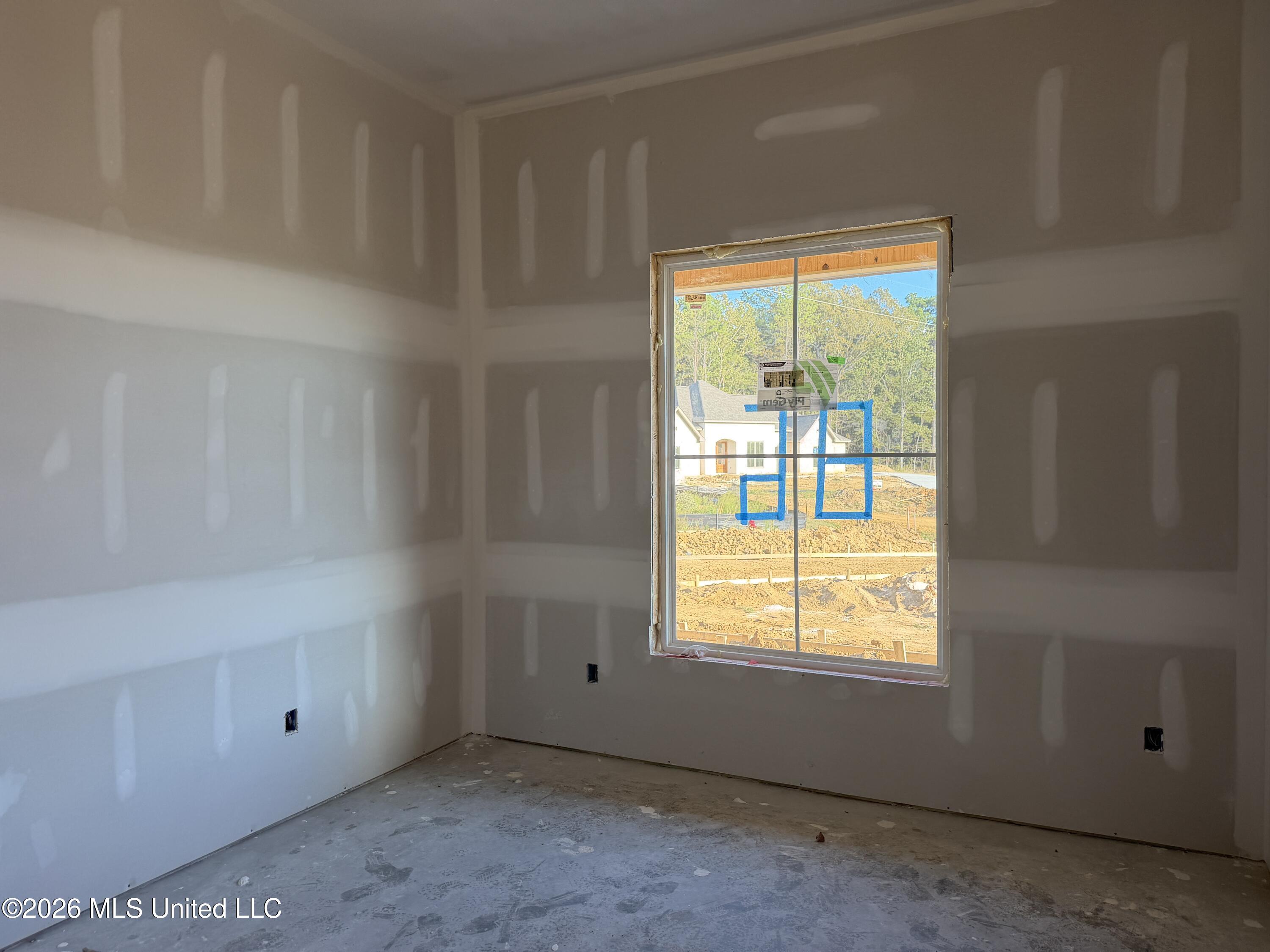 508 First Oak Property Photo 3