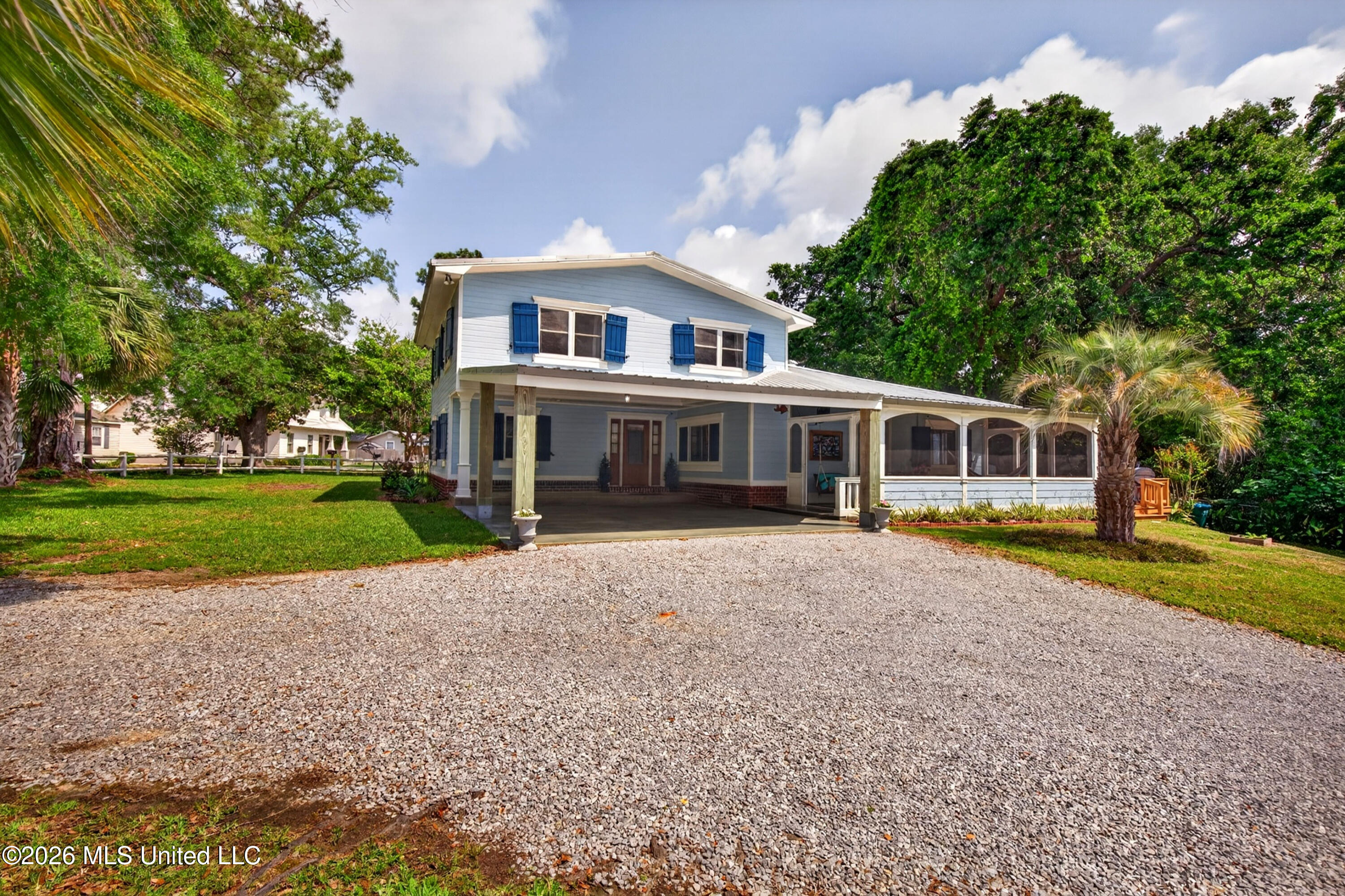 501 Forest Hill Drive Property Photo 1