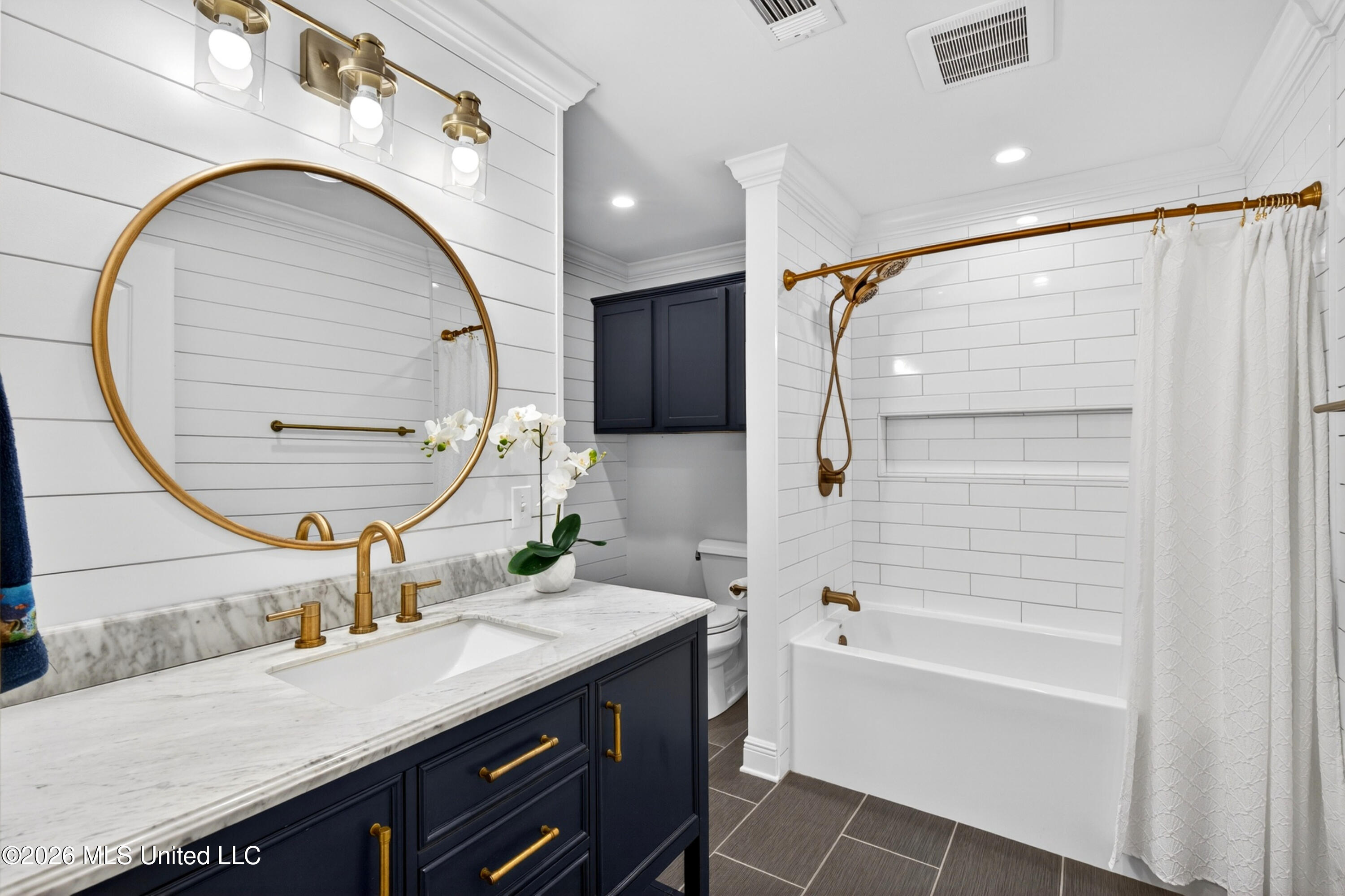 501 Forest Hill Drive Property Photo 15
