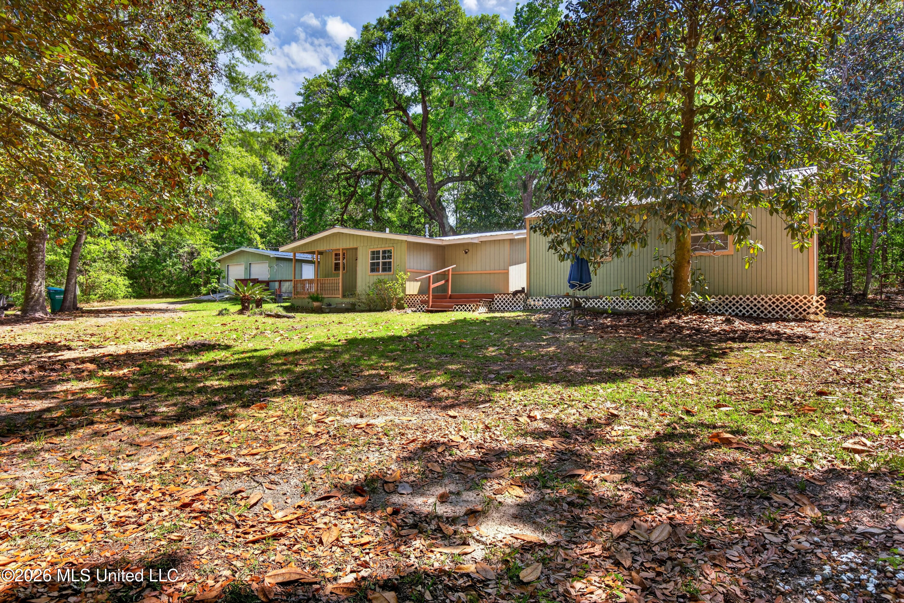 7721 Ridge Gate Road Property Photo 3