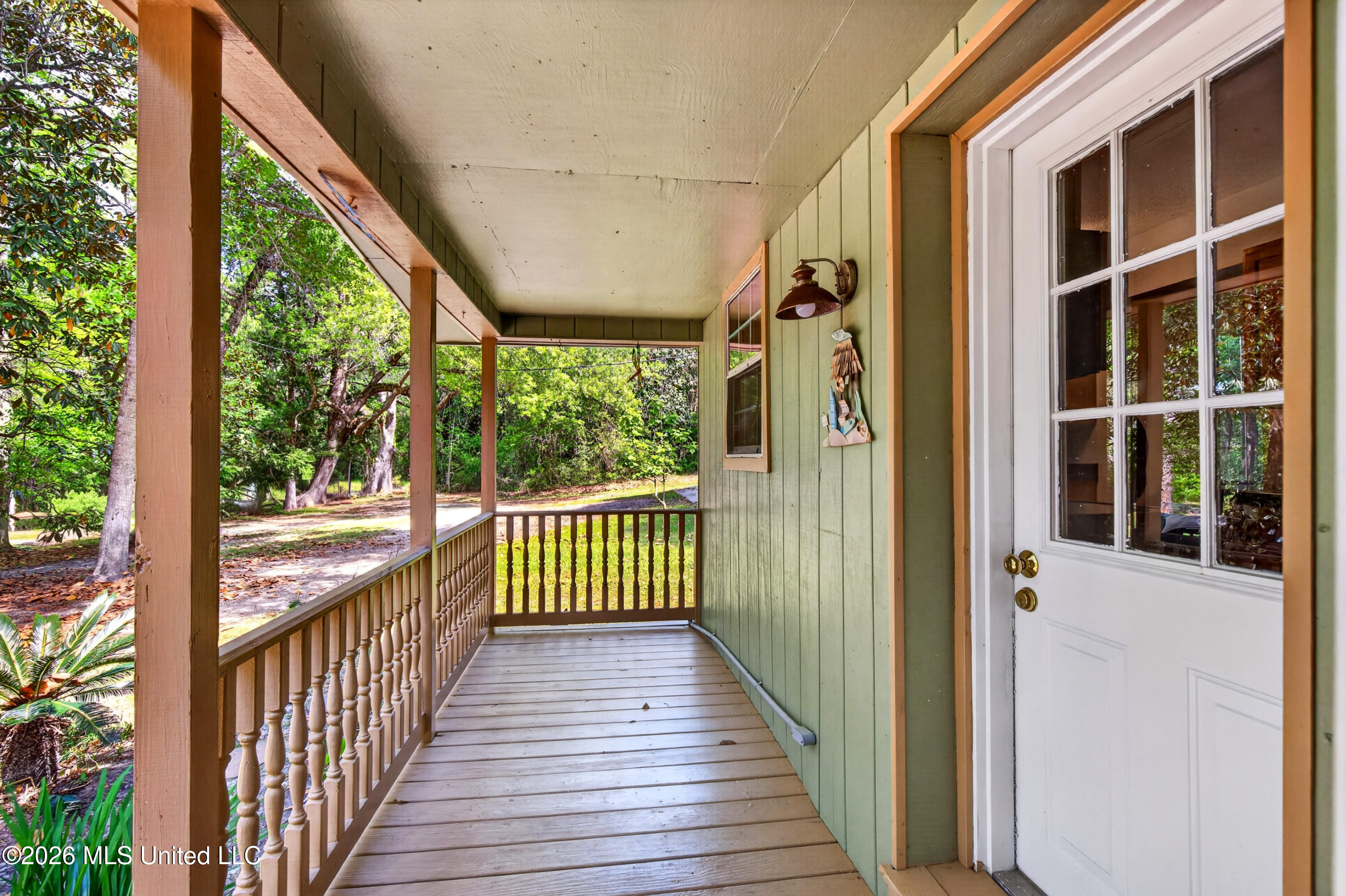 7721 Ridge Gate Road Property Photo 6