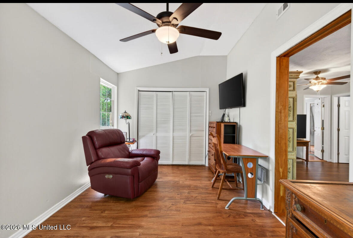 7721 Ridge Gate Road Property Photo 21