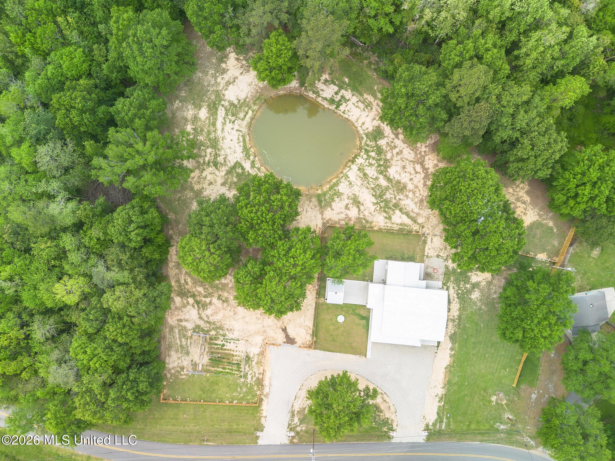 8190 Lake Cypress Drive Property Photo 4