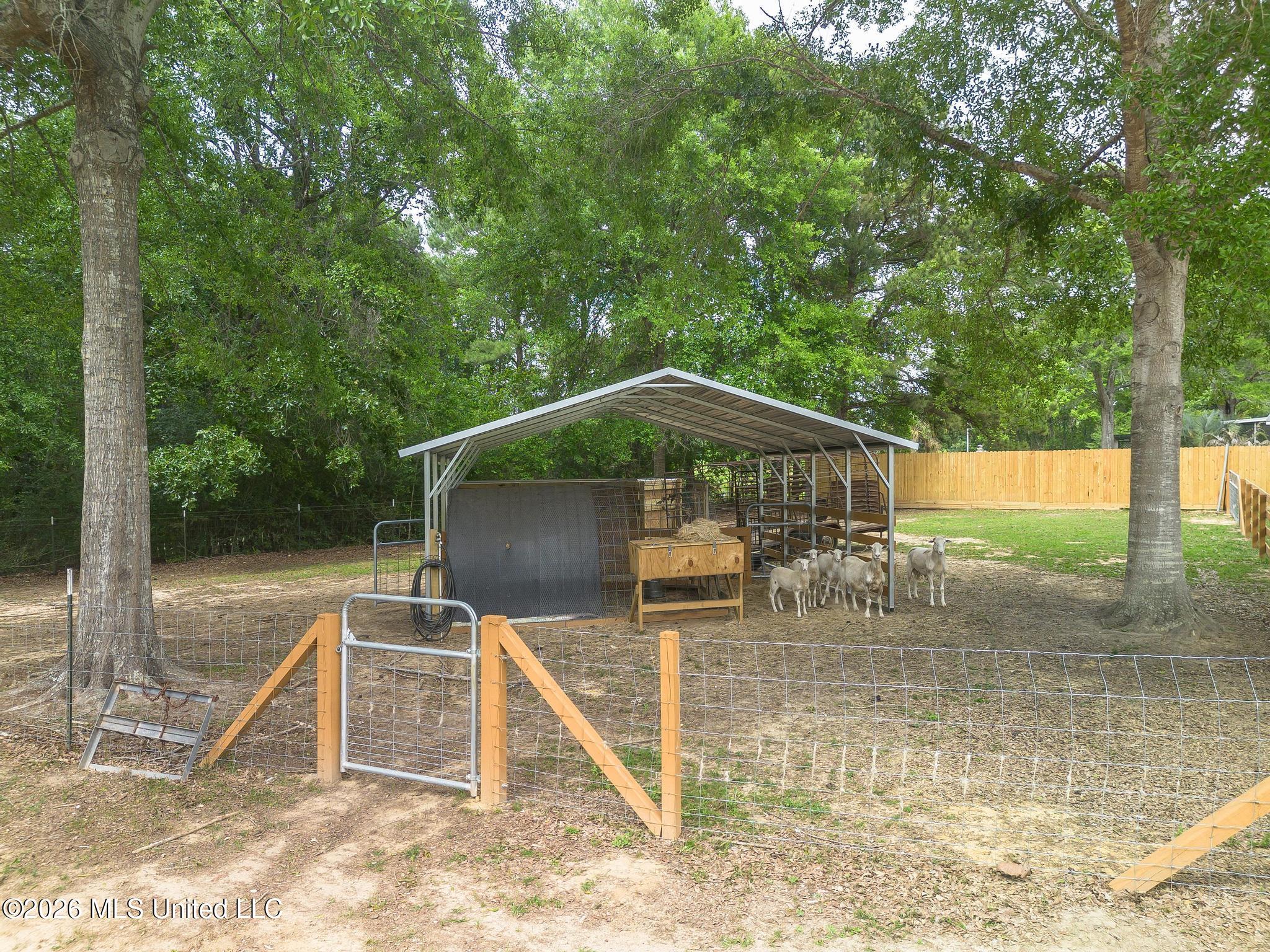 8190 Lake Cypress Drive Property Photo 8