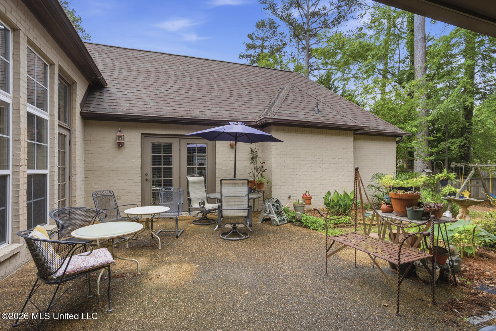 610 Abbots Lane Property Photo 39
