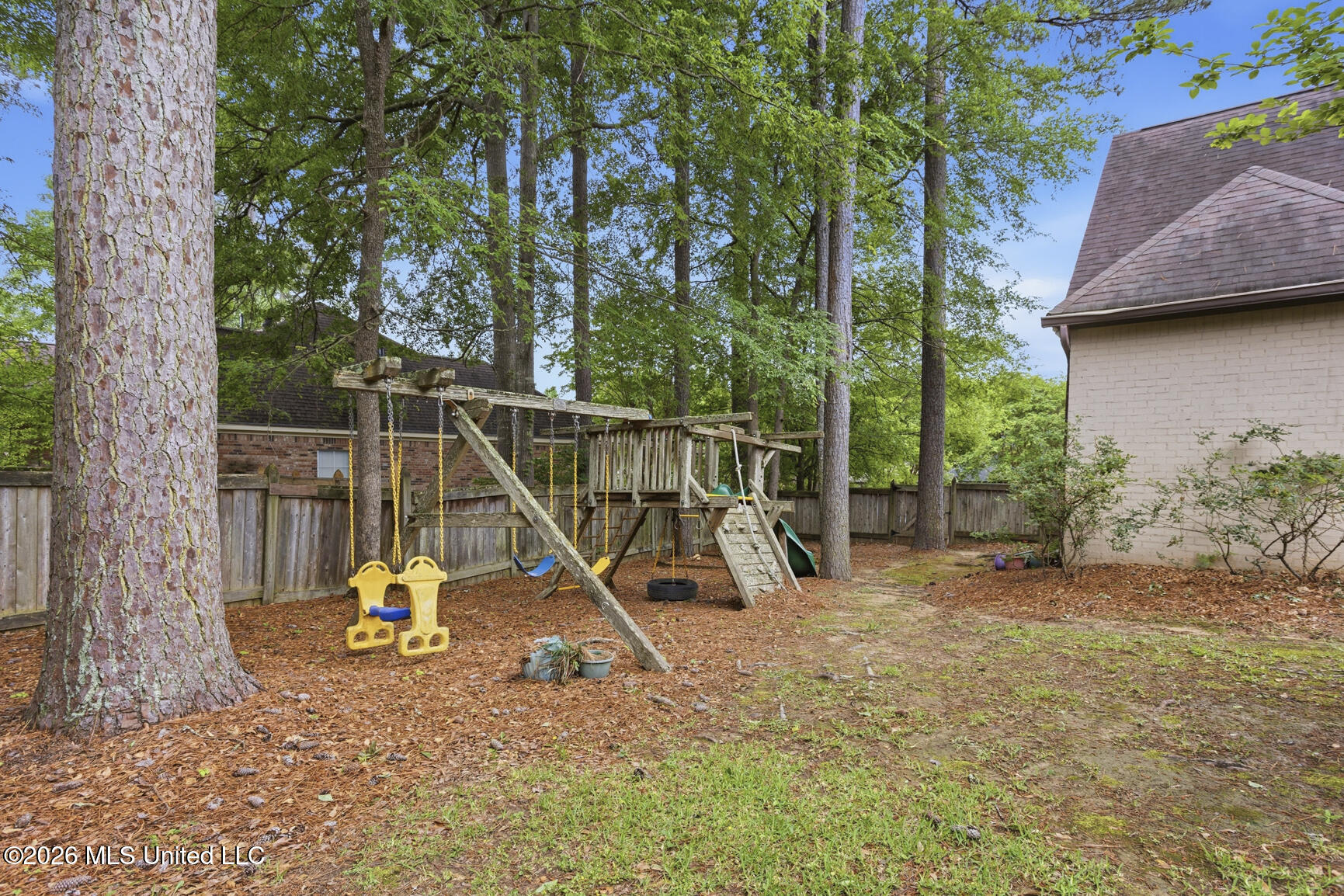 610 Abbots Lane Property Photo 43