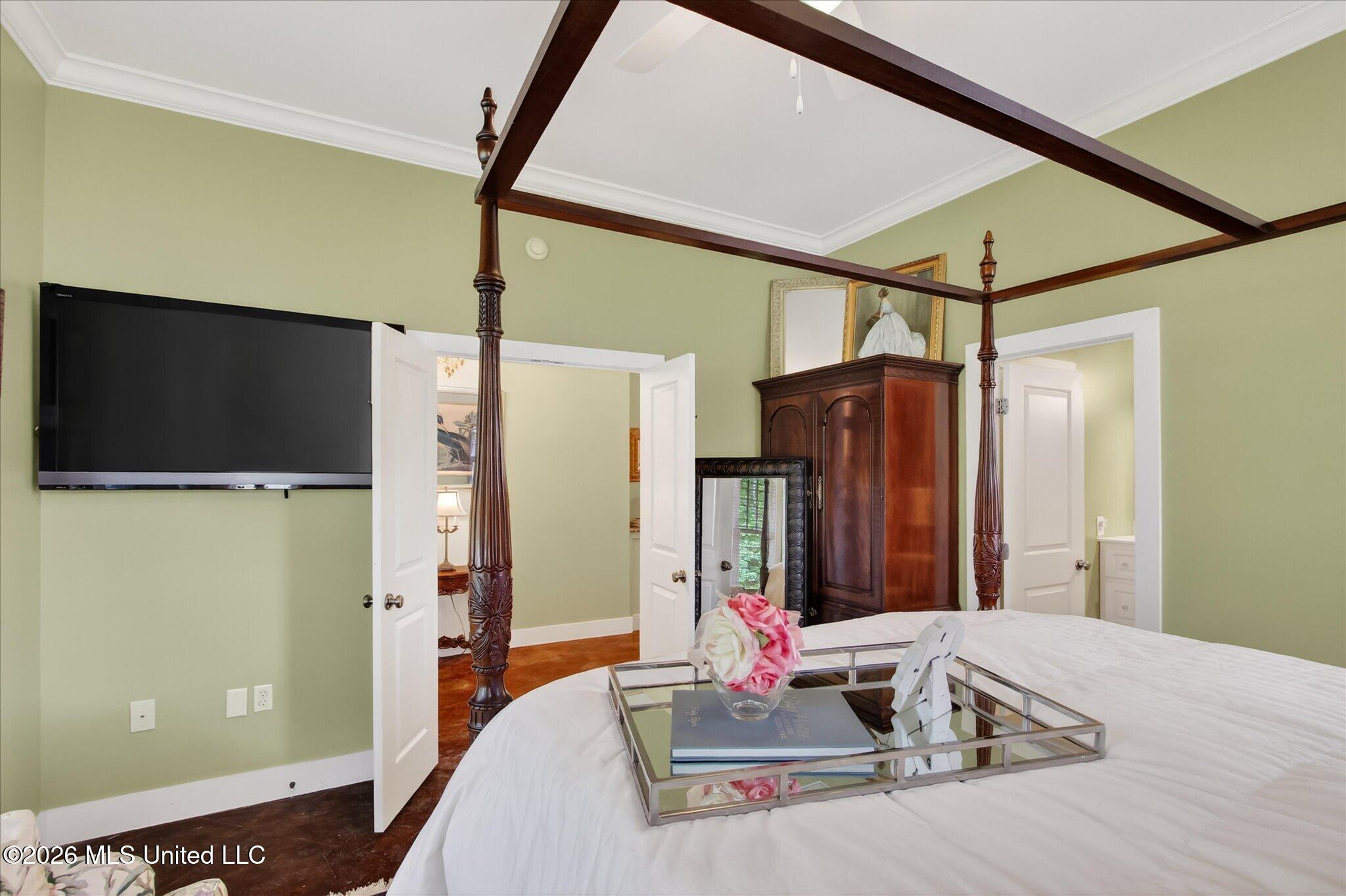 110 Emerald Lake Drive Property Photo 29