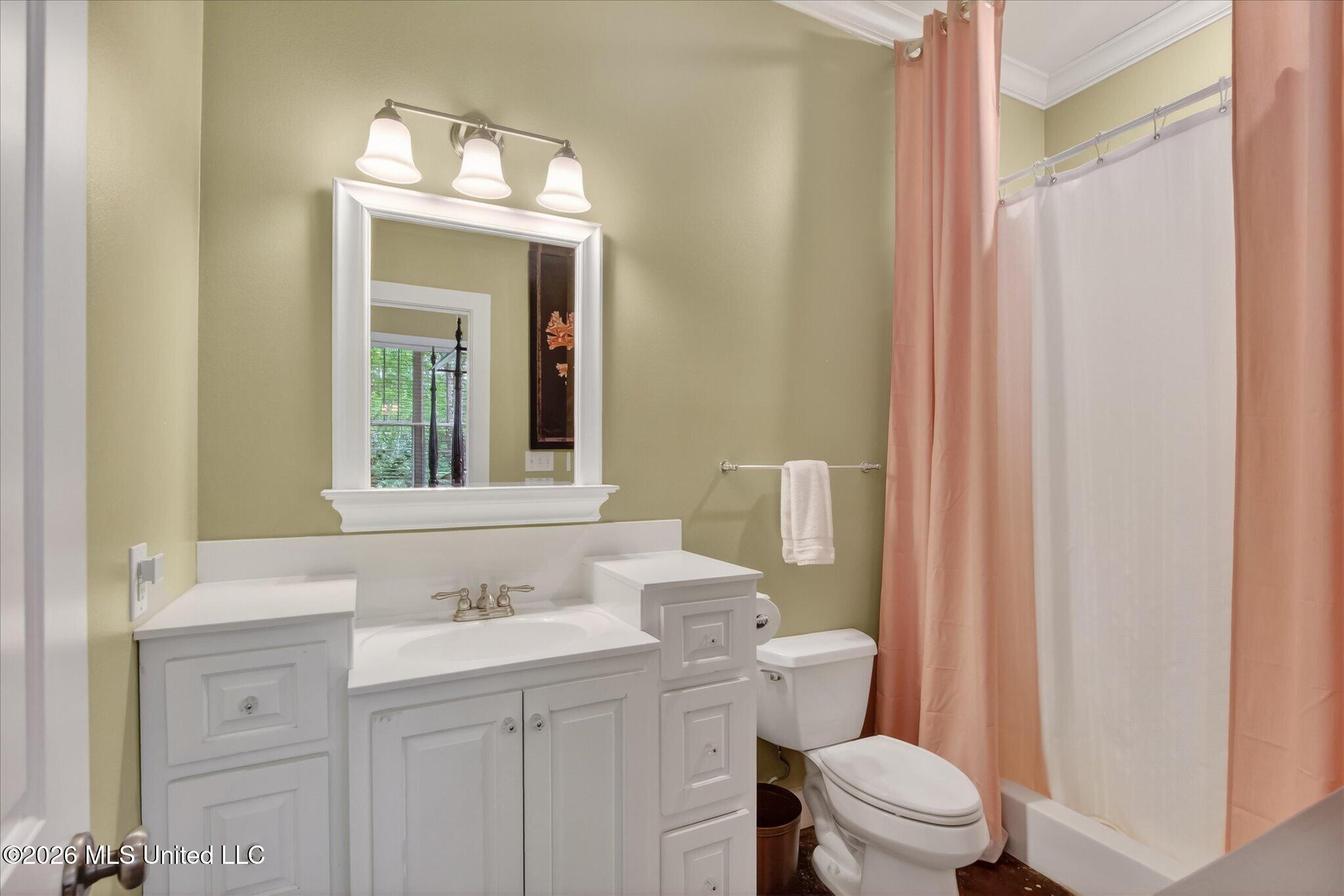 110 Emerald Lake Drive Property Photo 30