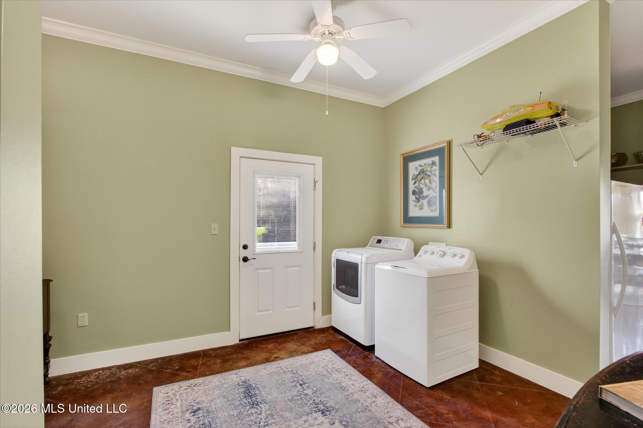 110 Emerald Lake Drive Property Photo 35