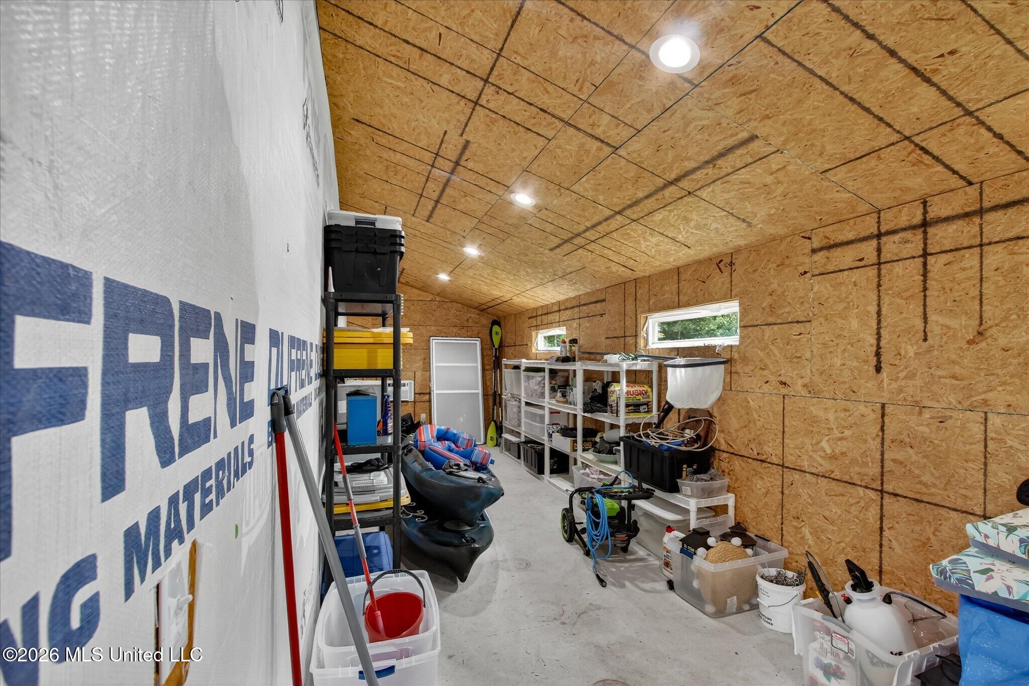 110 Emerald Lake Drive Property Photo 44