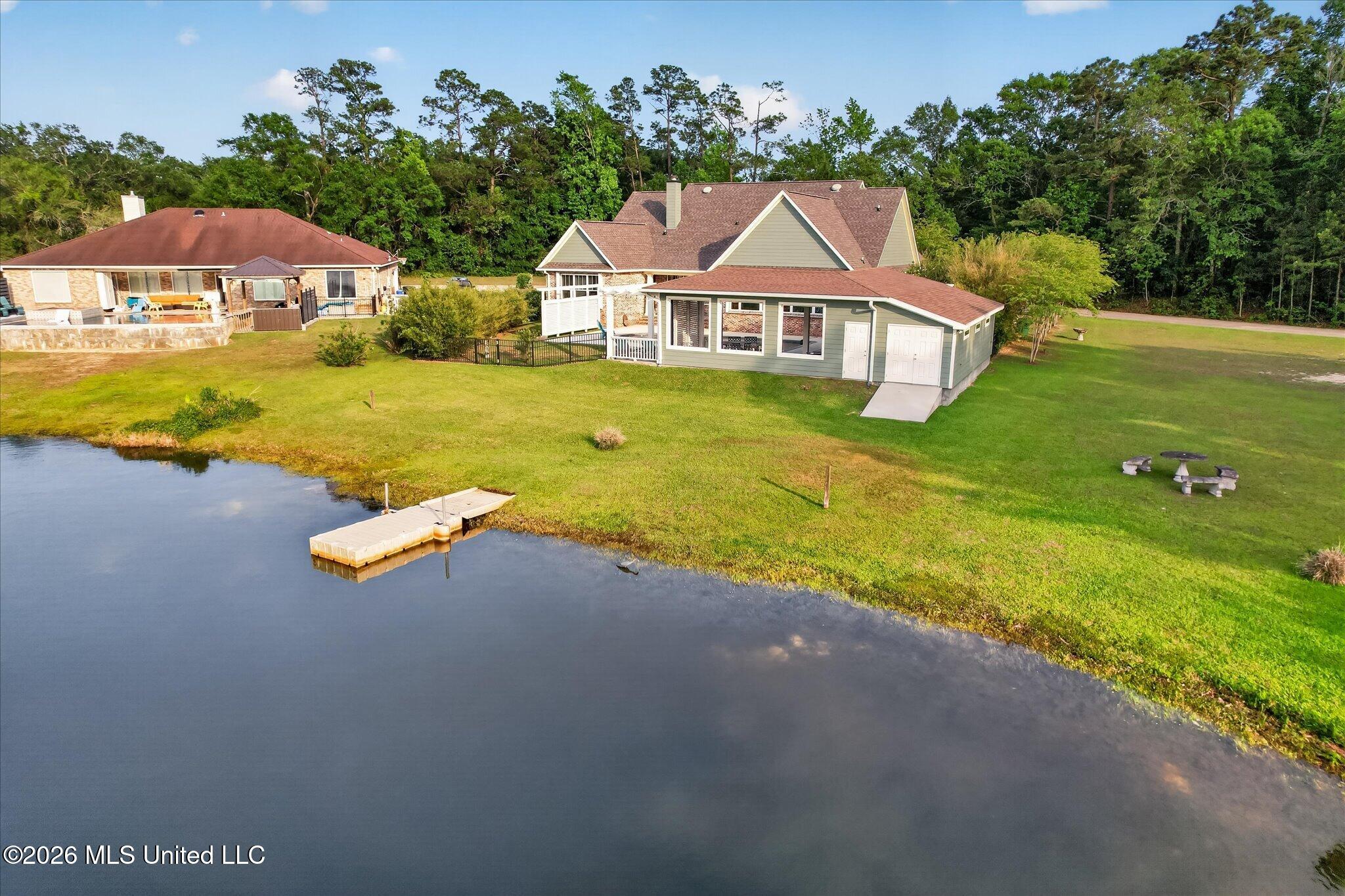 110 Emerald Lake Drive Property Photo 51