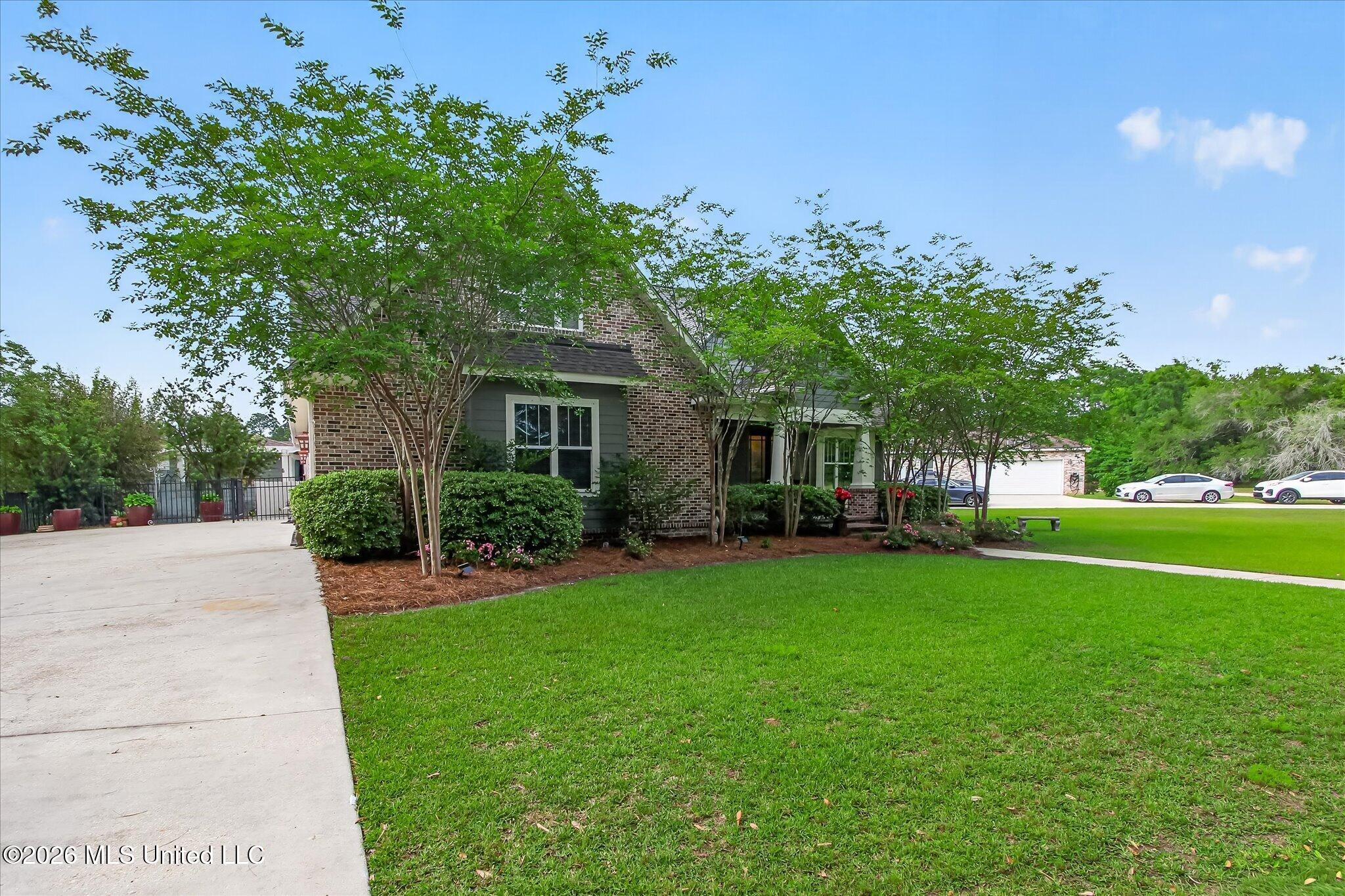110 Emerald Lake Drive Property Photo 56