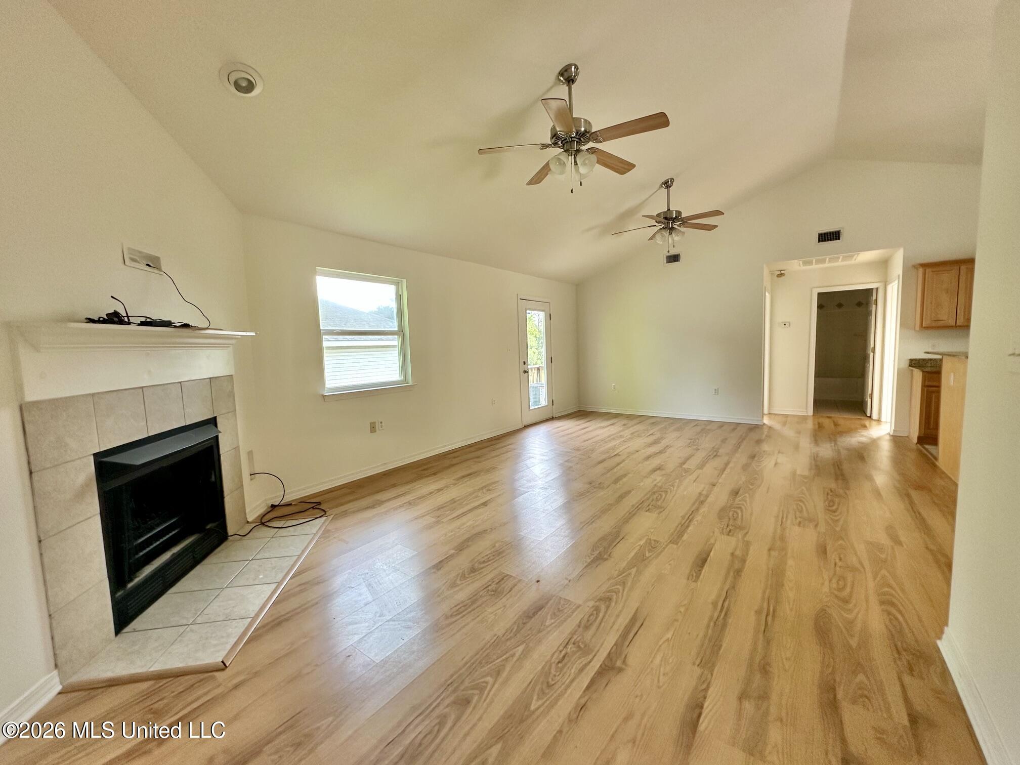 203 Pinewood Drive Property Photo 7