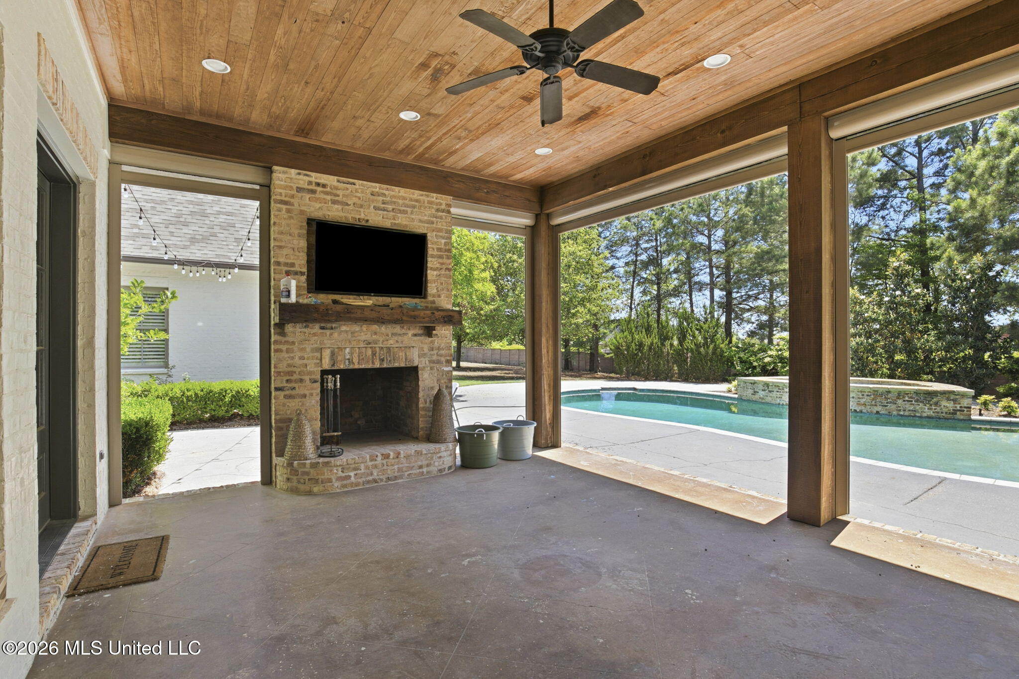 404 Cedarmont Drive Property Photo 69