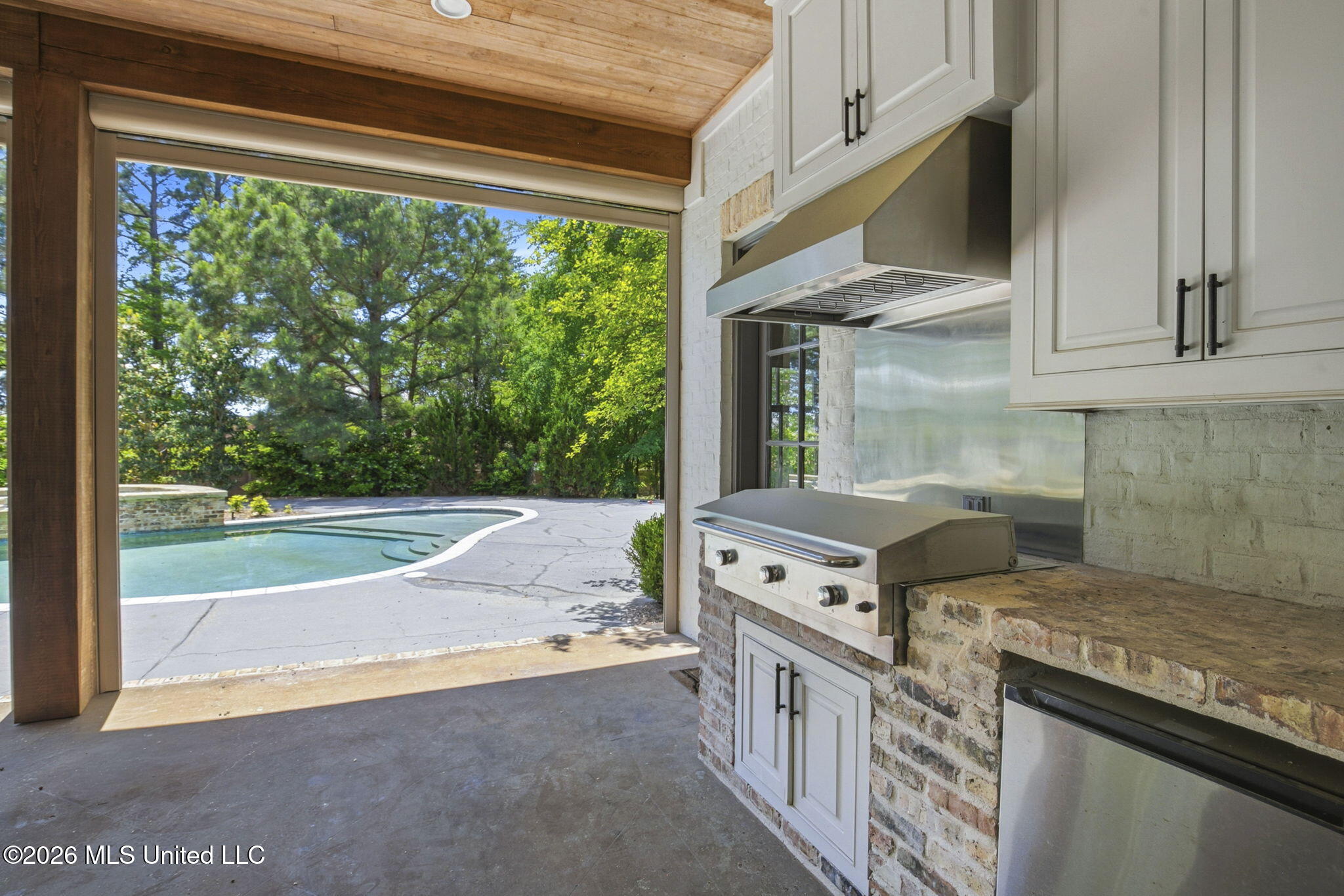 404 Cedarmont Drive Property Photo 70
