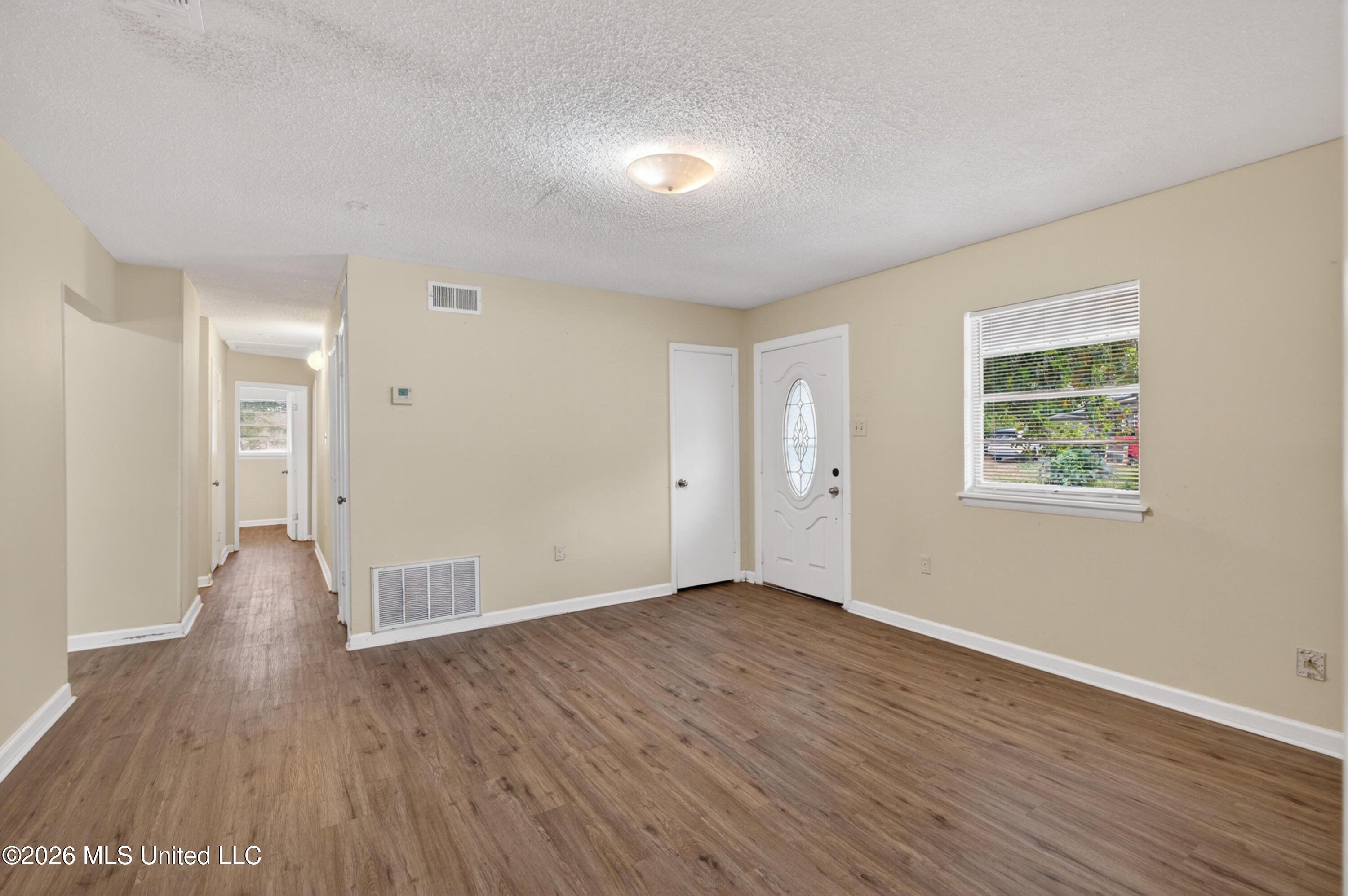 329 Park Drive Property Photo 5