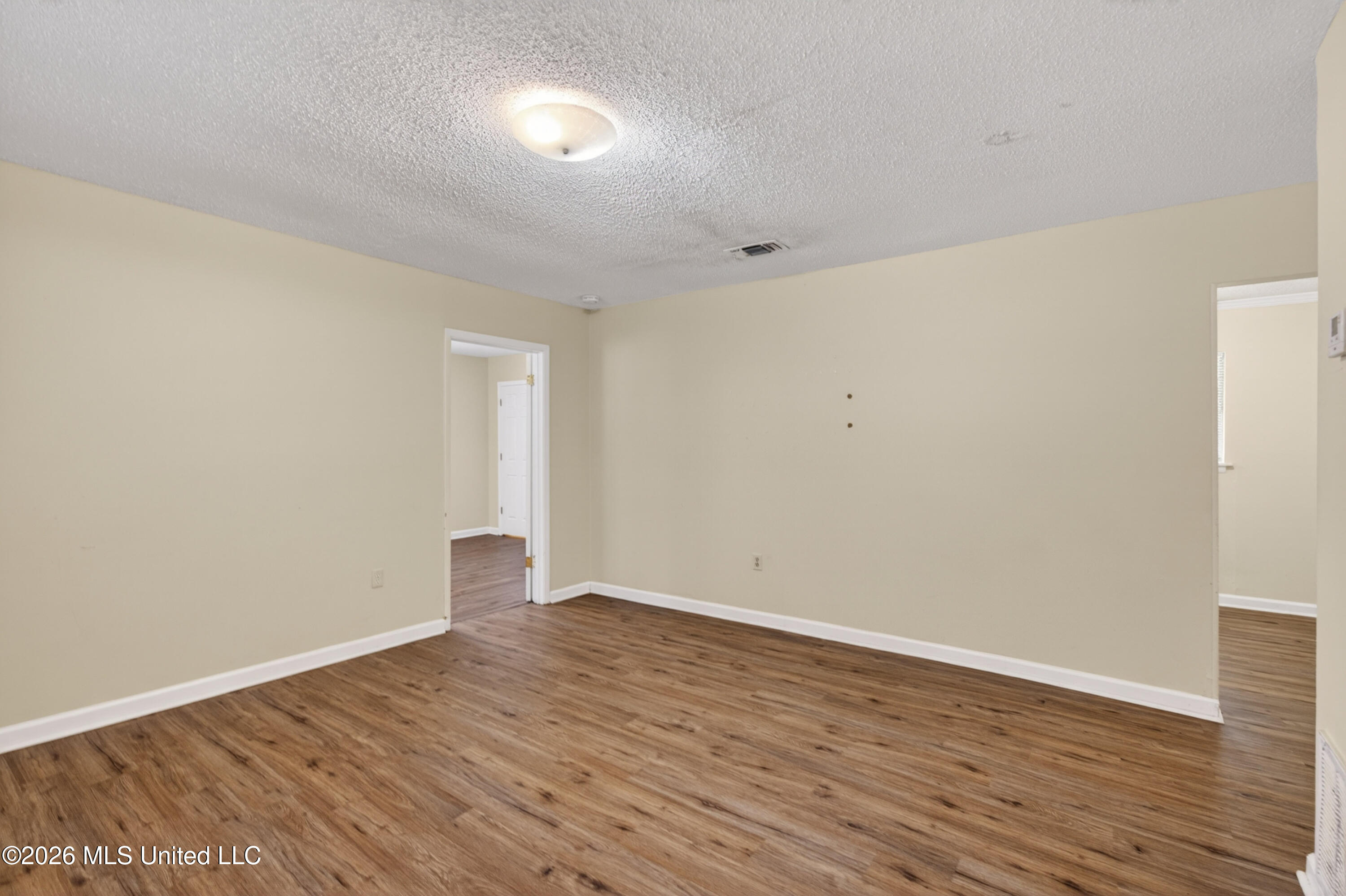 329 Park Drive Property Photo 7