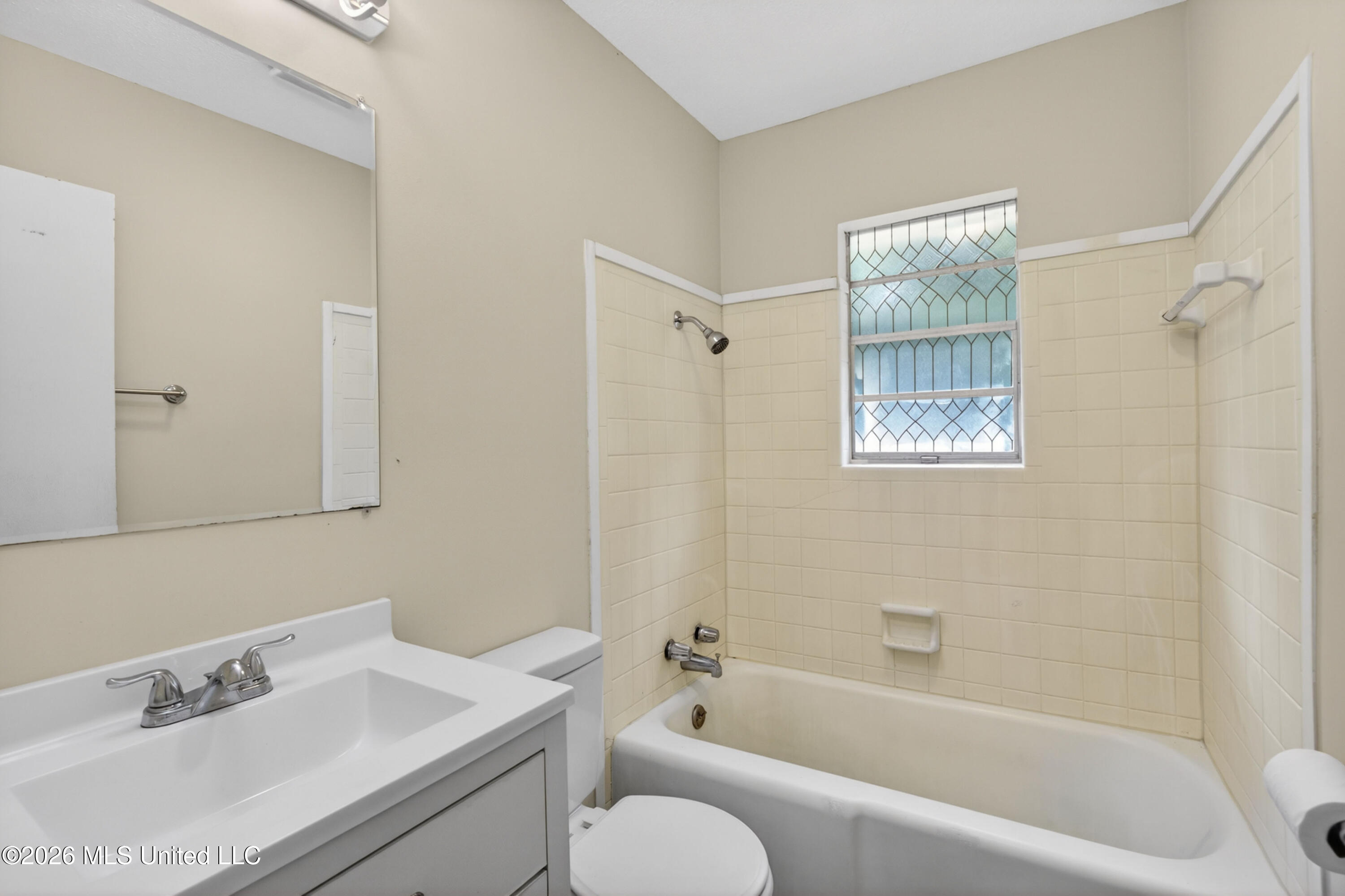 329 Park Drive Property Photo 19
