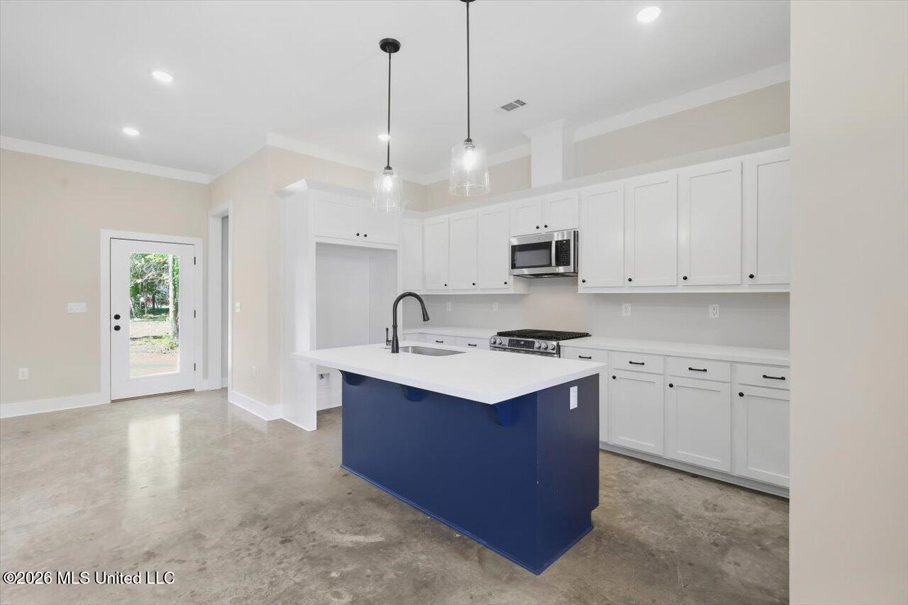 199 Lake Harbor Road Property Photo 8