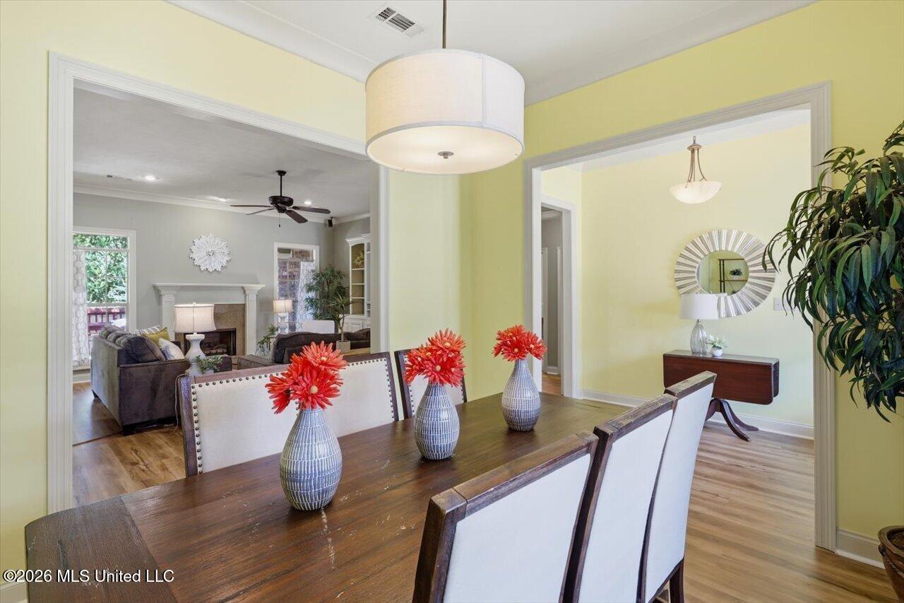 122 Addison Way Property Photo 15