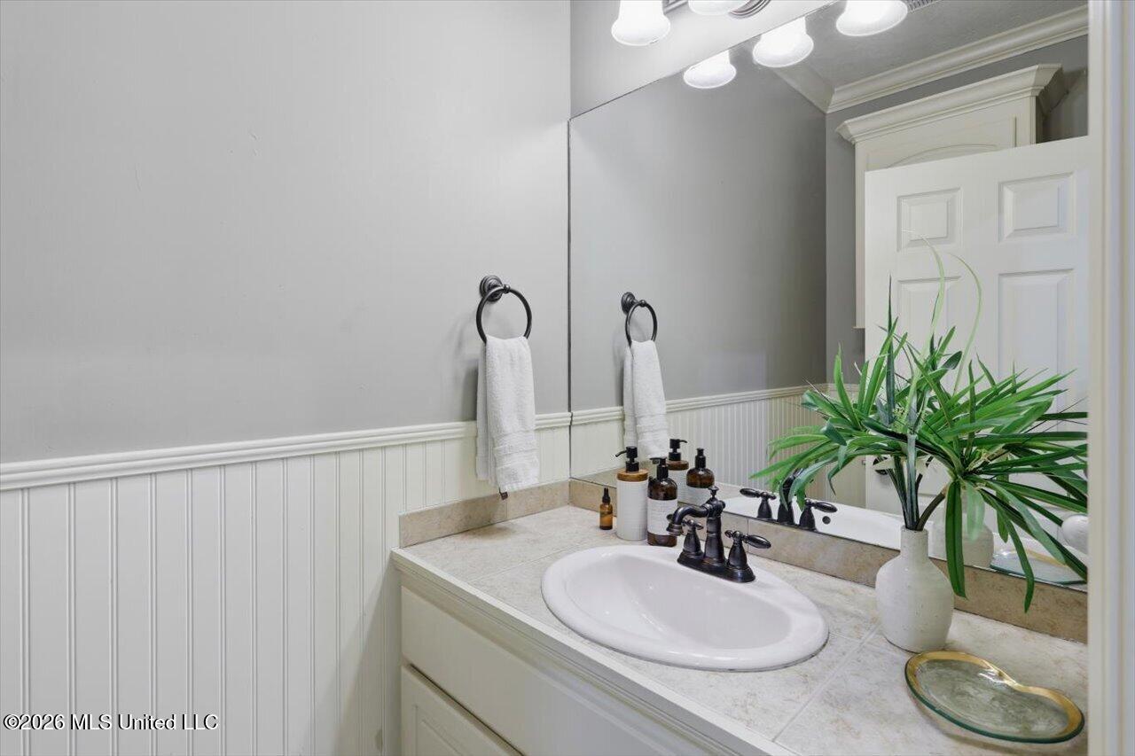 122 Addison Way Property Photo 18