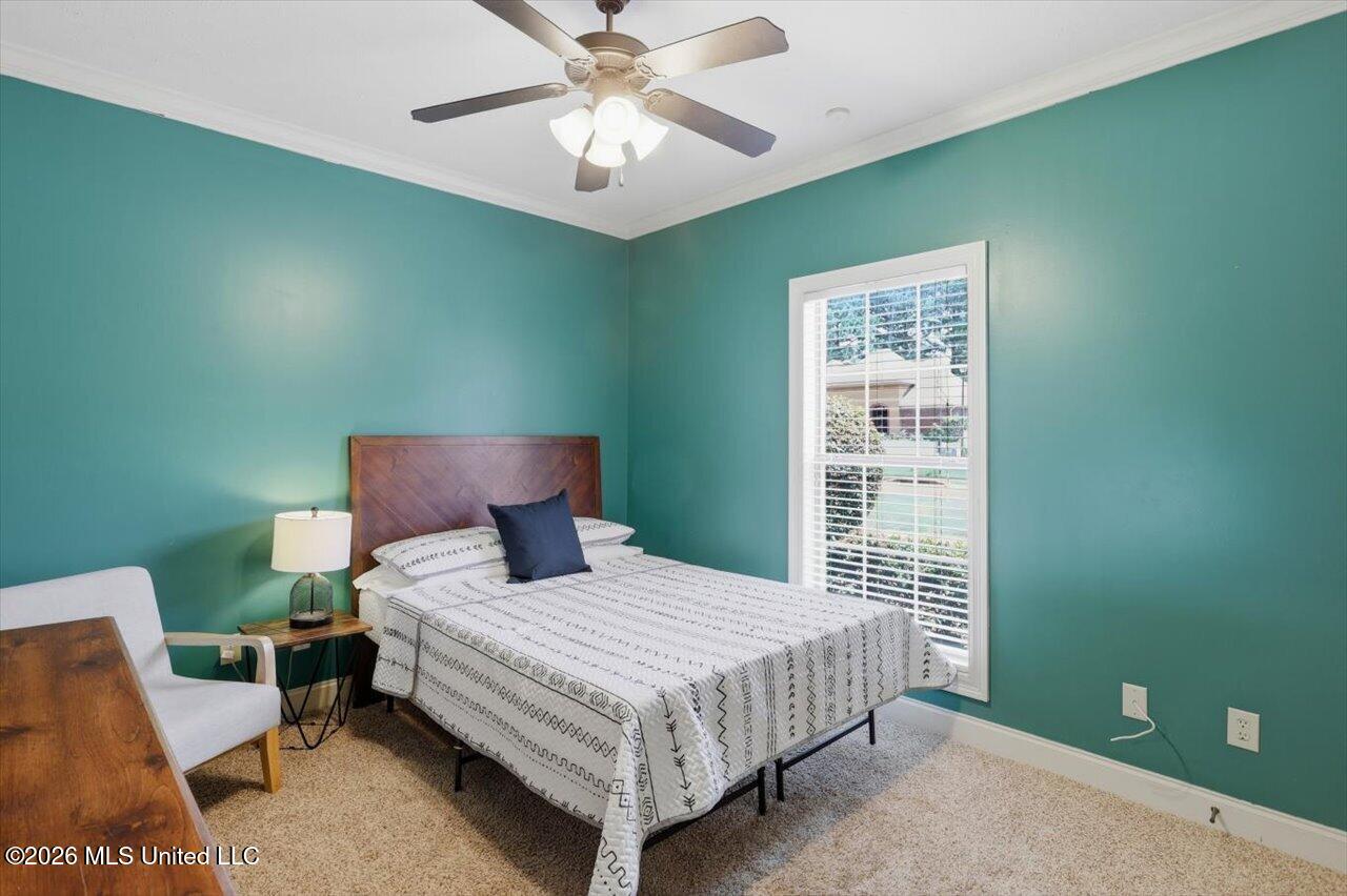 122 Addison Way Property Photo 23